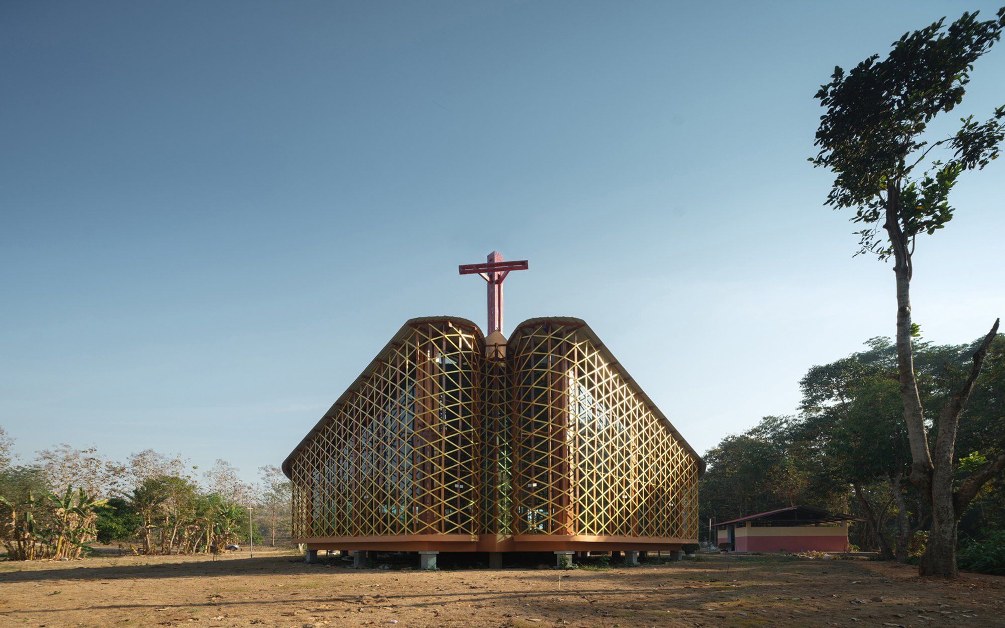 St. Xavier’s Oratory by Paco García Moro: A Sacred Forest Sanctuary in Remote Thailand