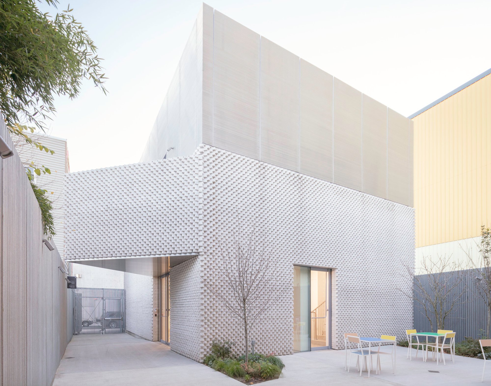 Amant by SO-IL: A Cultural Oasis in North Brooklyn