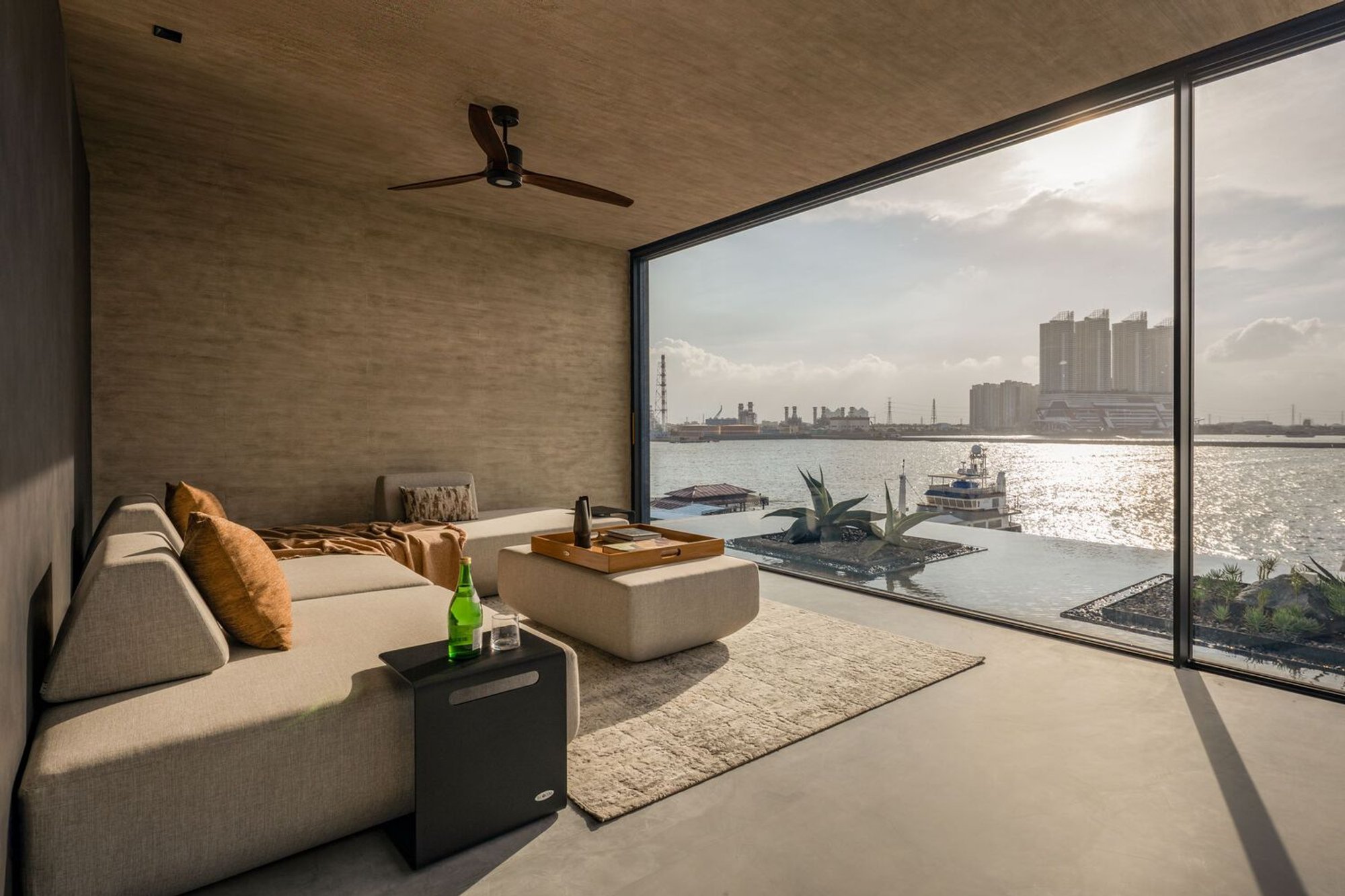 Ocean View House in Jakarta: From Inside Looking Out by K-Thengono Design Studio