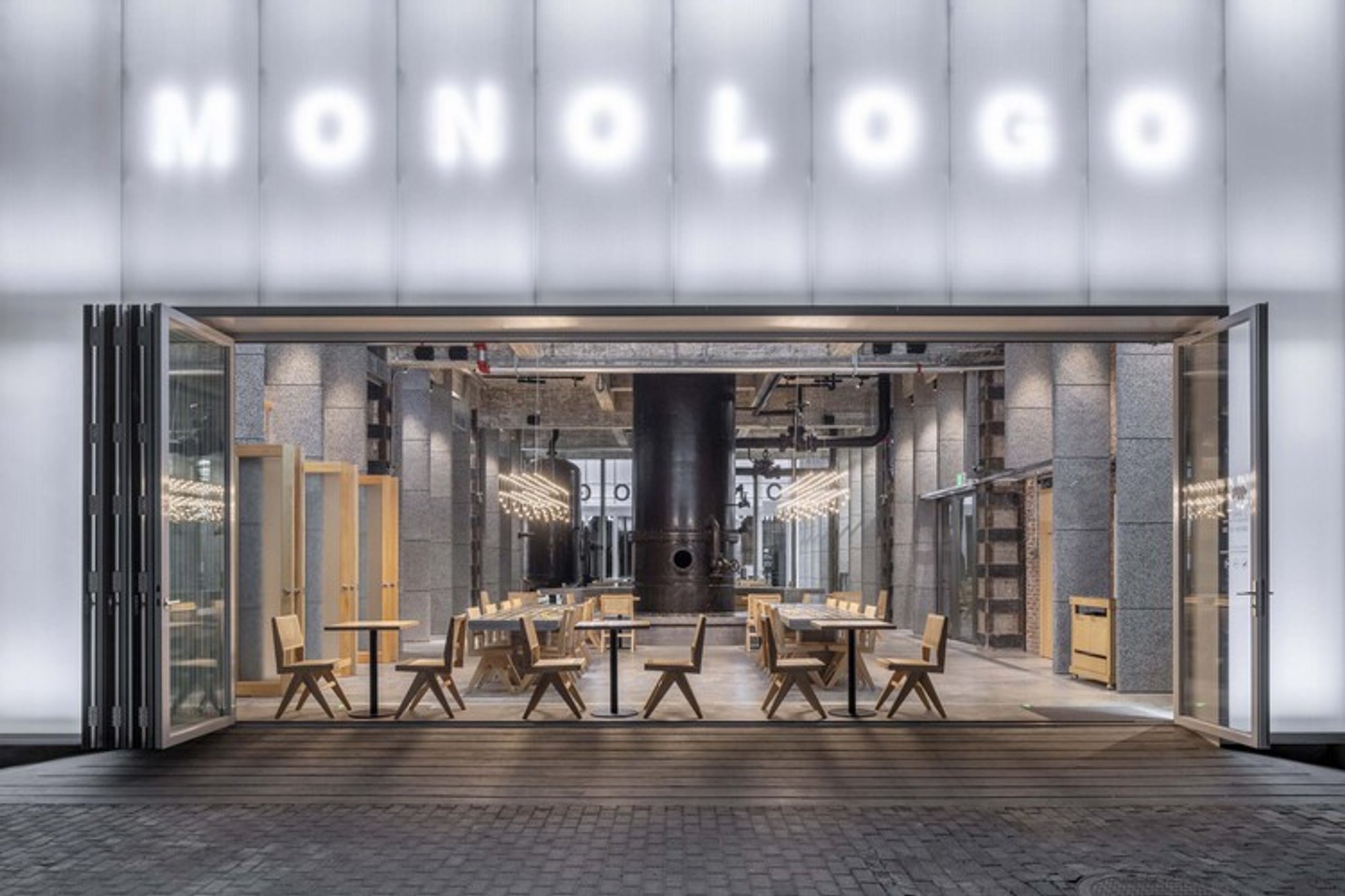 MONOLOGO Coffee by SpaceStation – Industrial Heritage Transformed into a Contemporary Coffee Experience