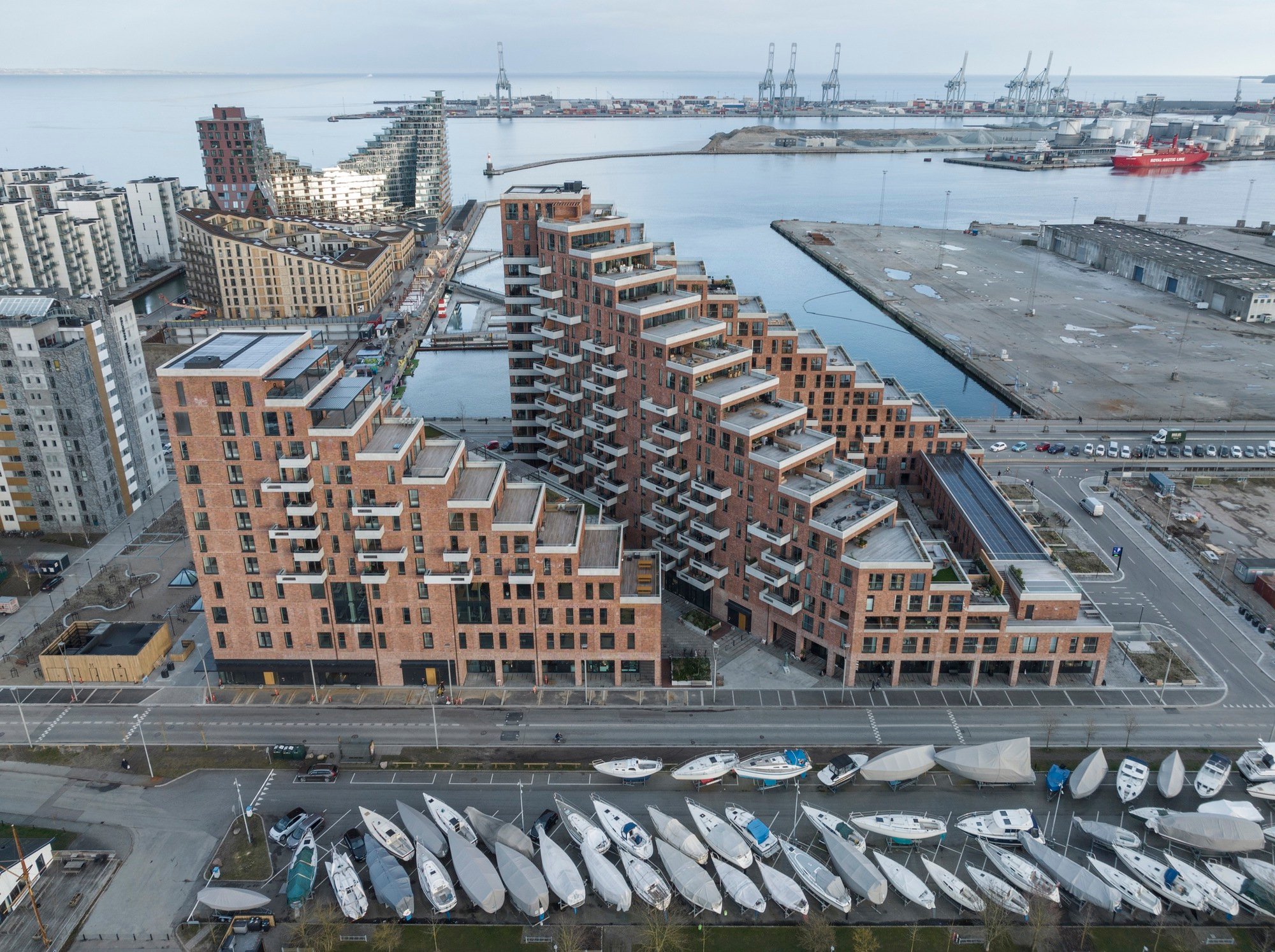 Nicolinehus Residential Complex in Aarhus by AART Architects
