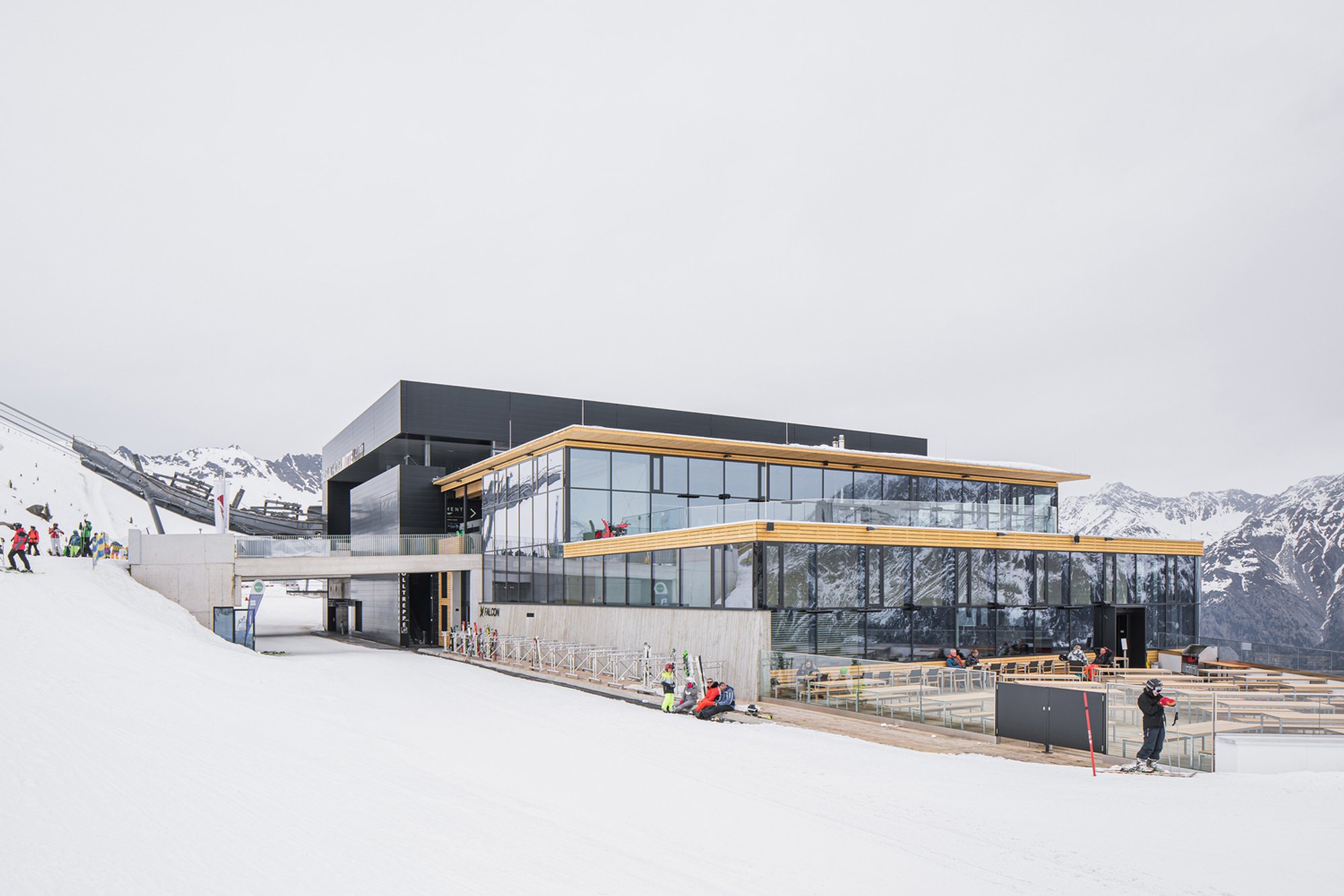 Gaislachkogl Cable Car Middle Station Extension – Alpine Architecture Meets Sustainable Tourism