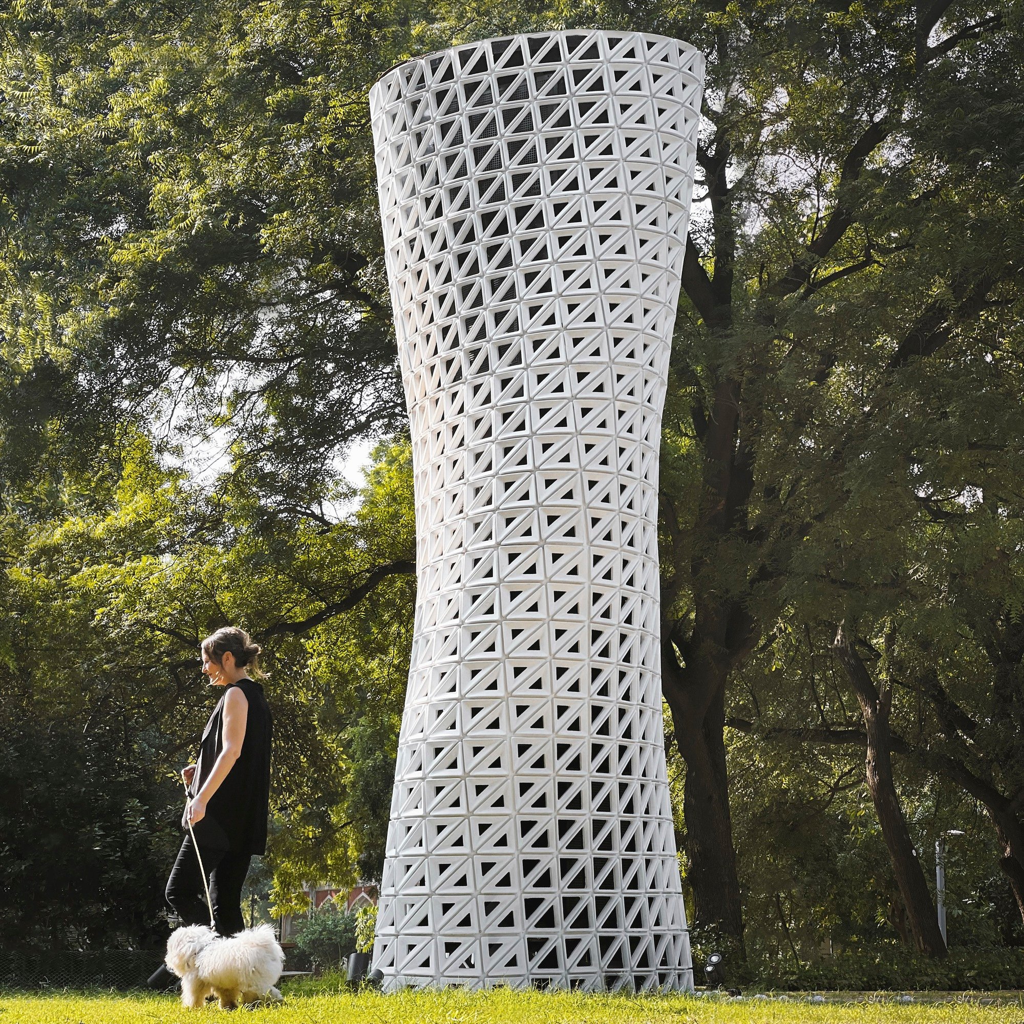 VERTO Air Purification Tower by Studio Symbiosis: A Revolutionary Step Towards Cleaner Cities