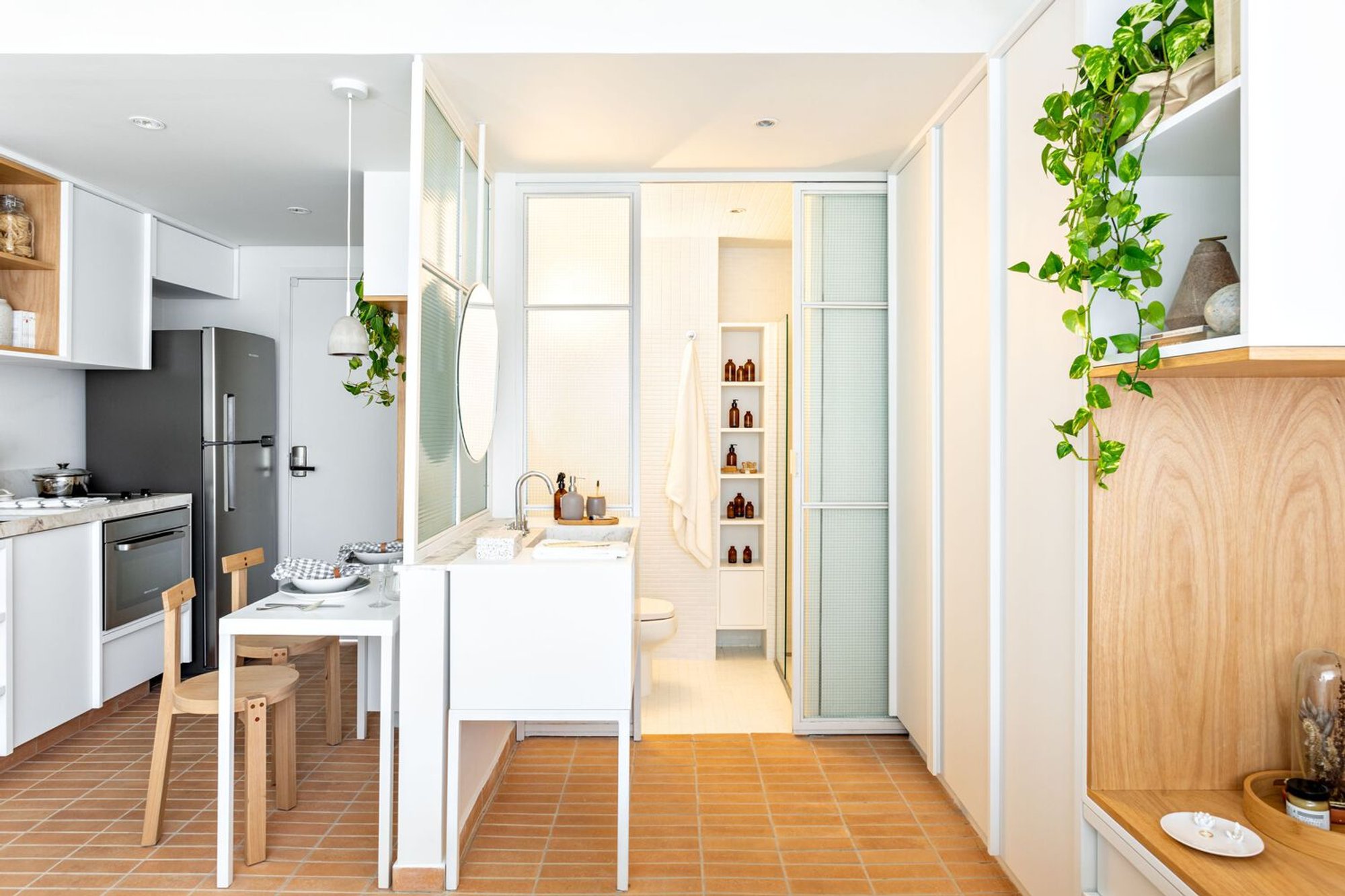 Apartamento Pop Grafite by Memola Estúdio – Compact Living with Modern Elegance in São Paulo