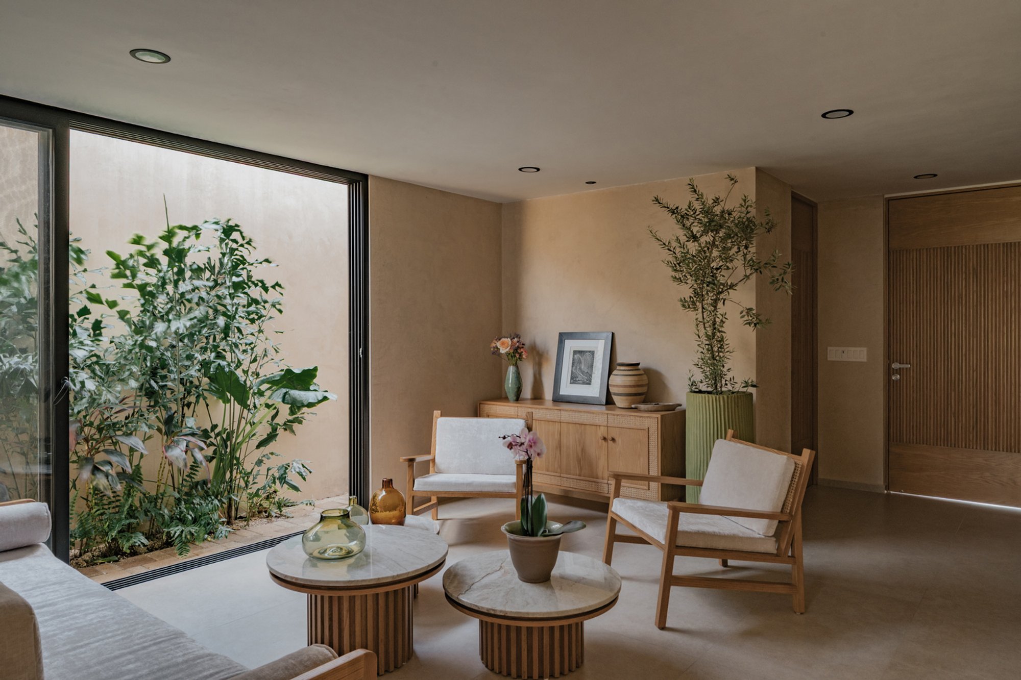 House Eterna by TARA Arquitectura: A Masterpiece of Architectural Restoration