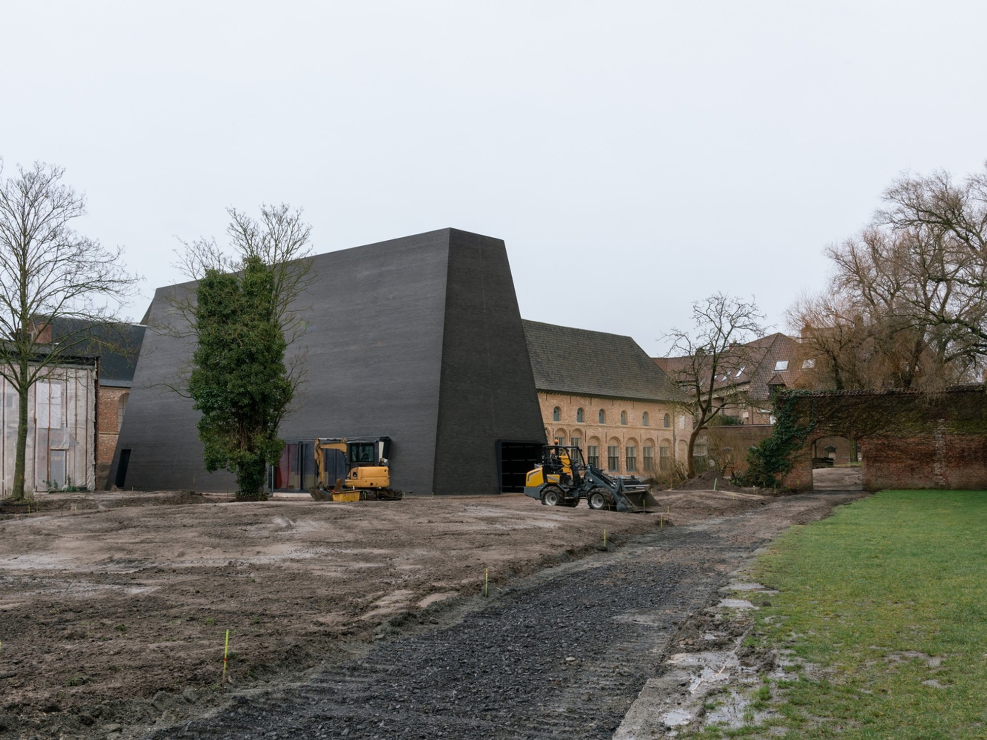Abbey Kortrijk Barozzi Veiga: Transforming Groeninge Abbey into a Contemporary Cultural Landmark