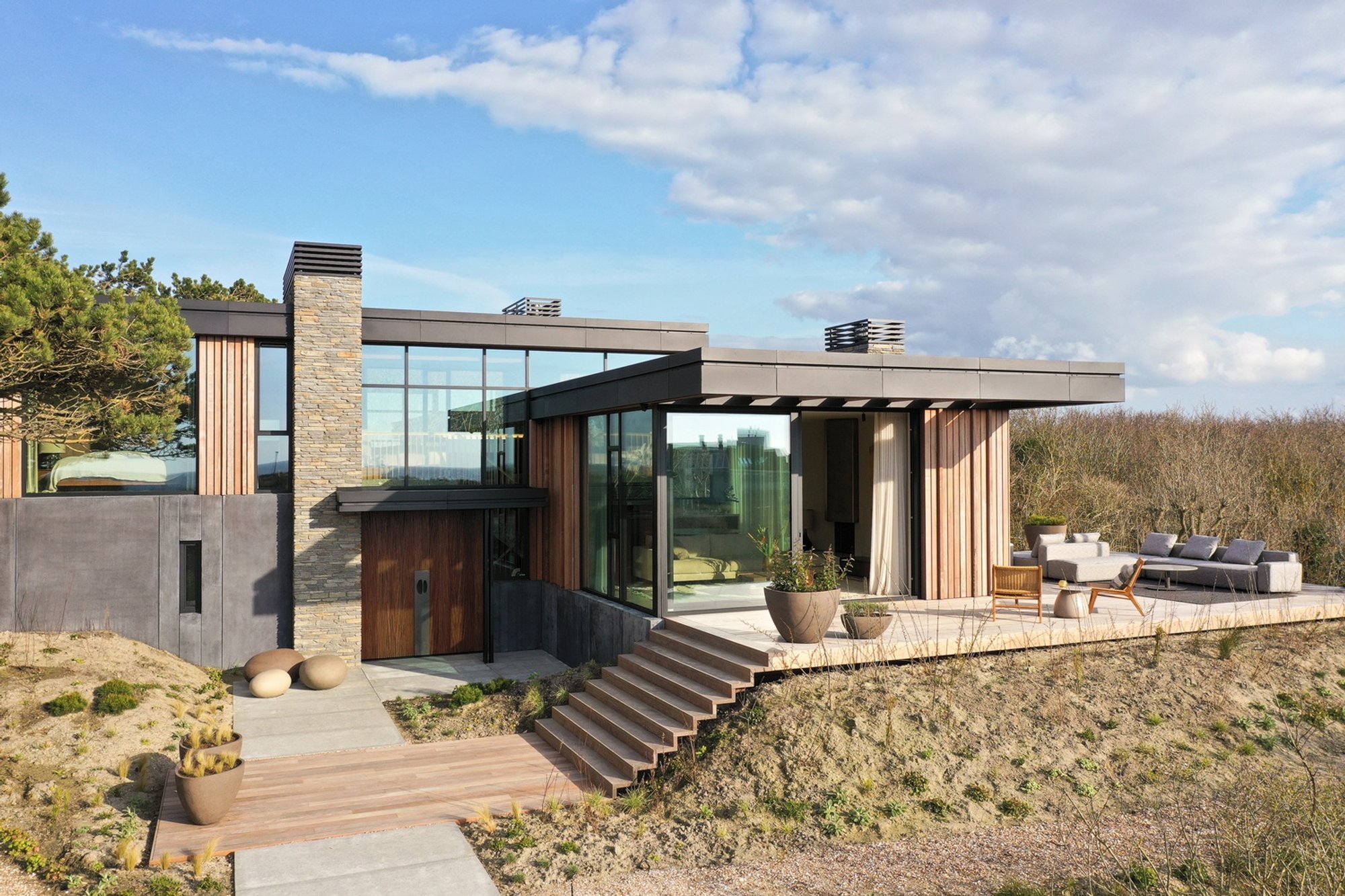 Dune Villa V by BNLA Architecten – A Luxury Coastal Retreat in the Dunes of Zeeland