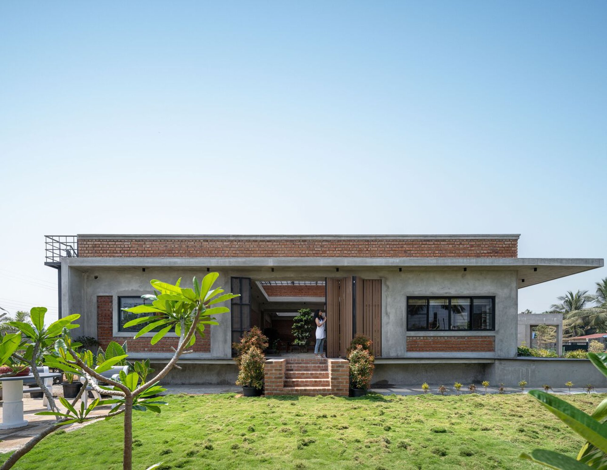 VIPA Farm House by Studio One By Zero – A Vernacular Retreat in Sholavaram, India