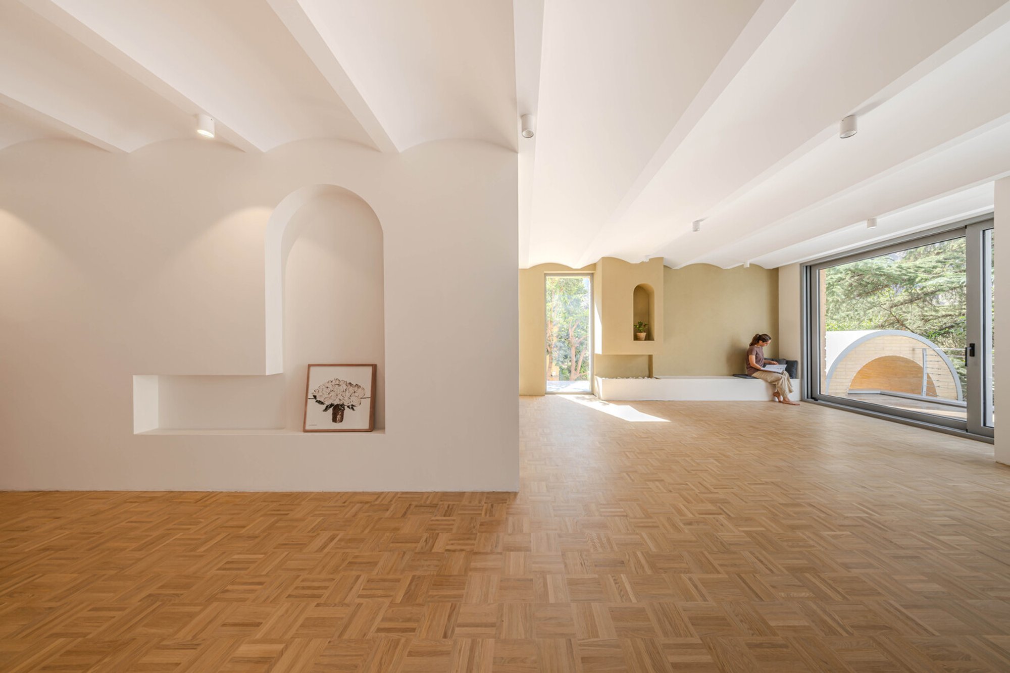 A House Looking to A Cedrus Tree: Contemporary House Renovation in Iran by Cedrus Studio
