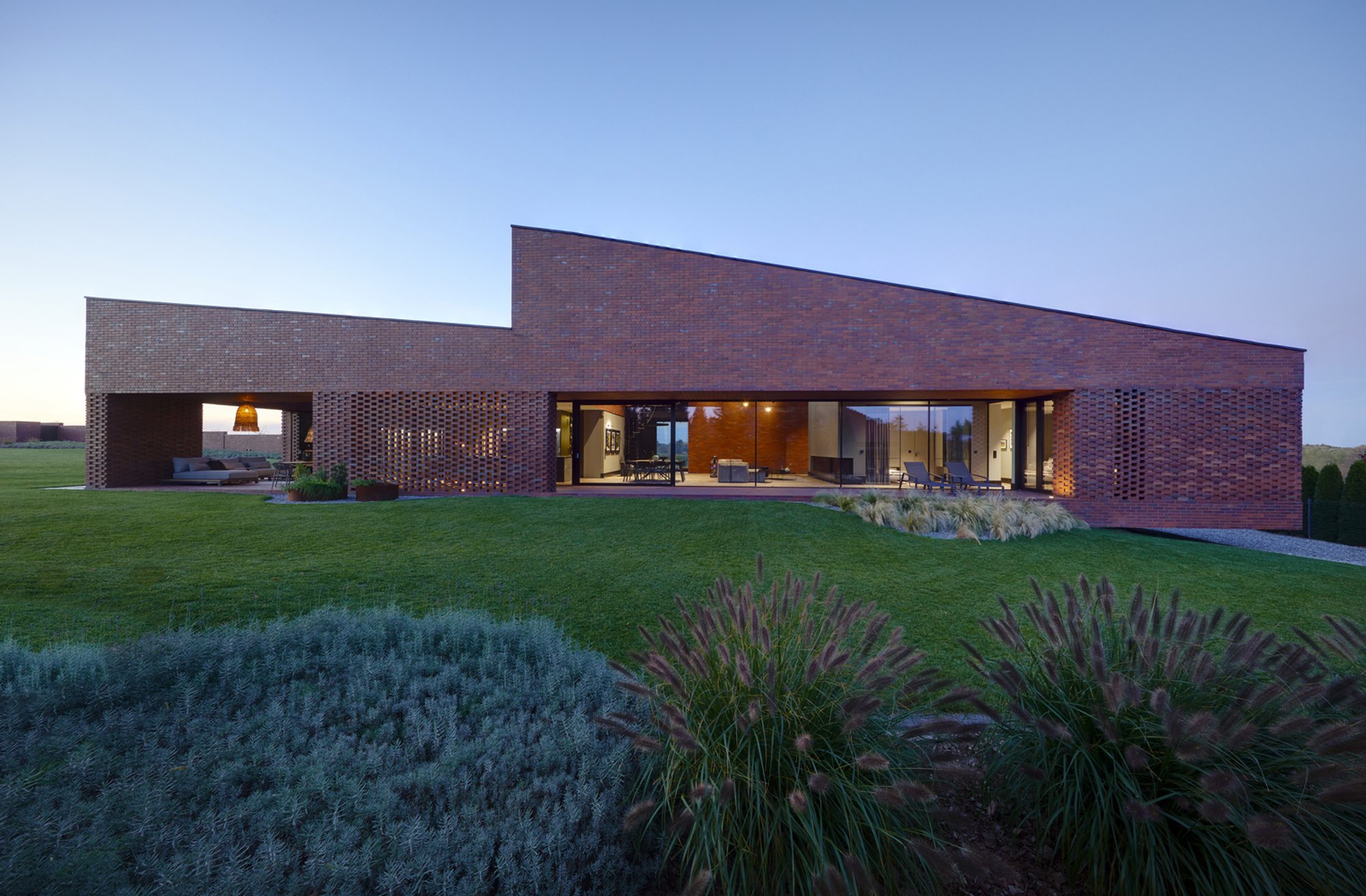 Industrial House – A Contemporary Barn with Industrial Soul in Mikołów, Poland