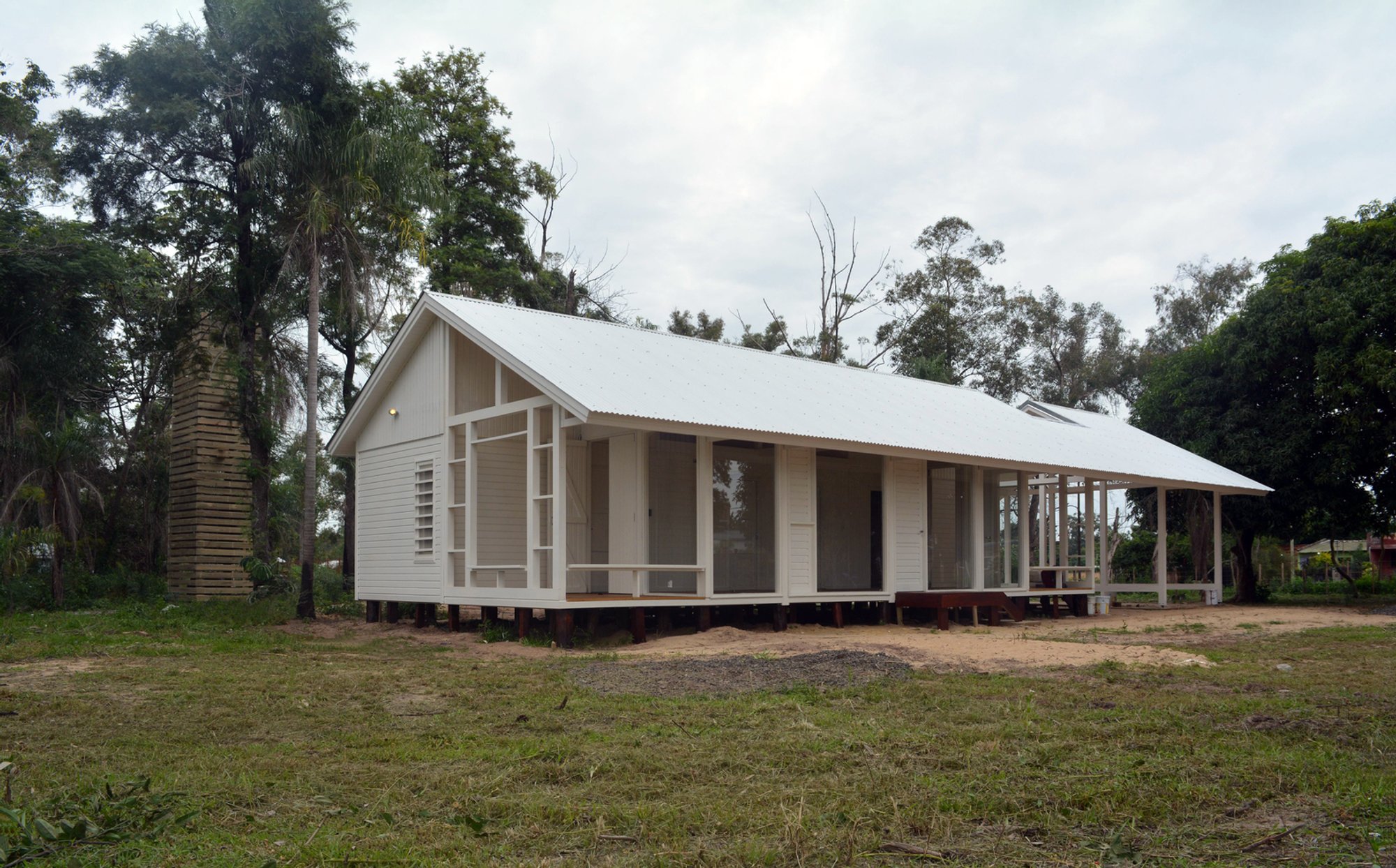Prefabricated House Yvyra by ENNE Arquitectura