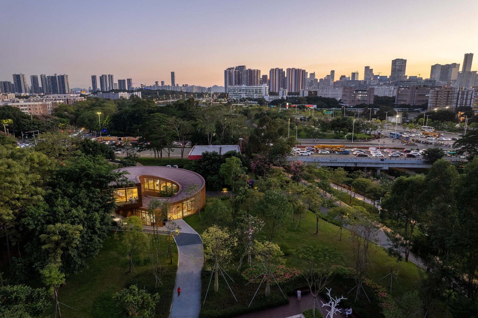Serpentine Bookhouse by ATELIER XI: A Spiral Landmark for Learning and Community in Shenzhen