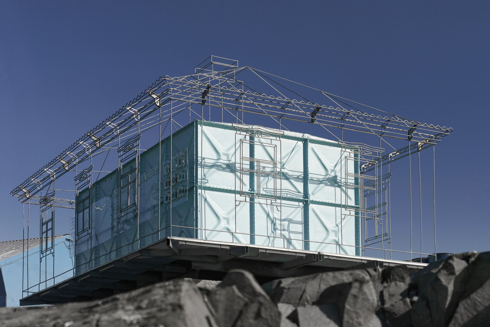 Home Memories Installation in Antarctica by Balbek Bureau