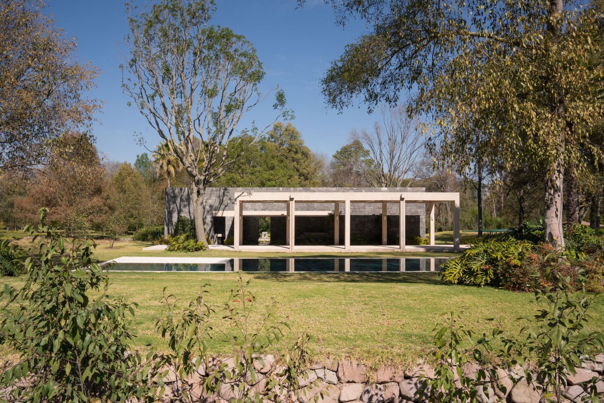 Pool Pavilion by Naso in Hidalgo, Mexico