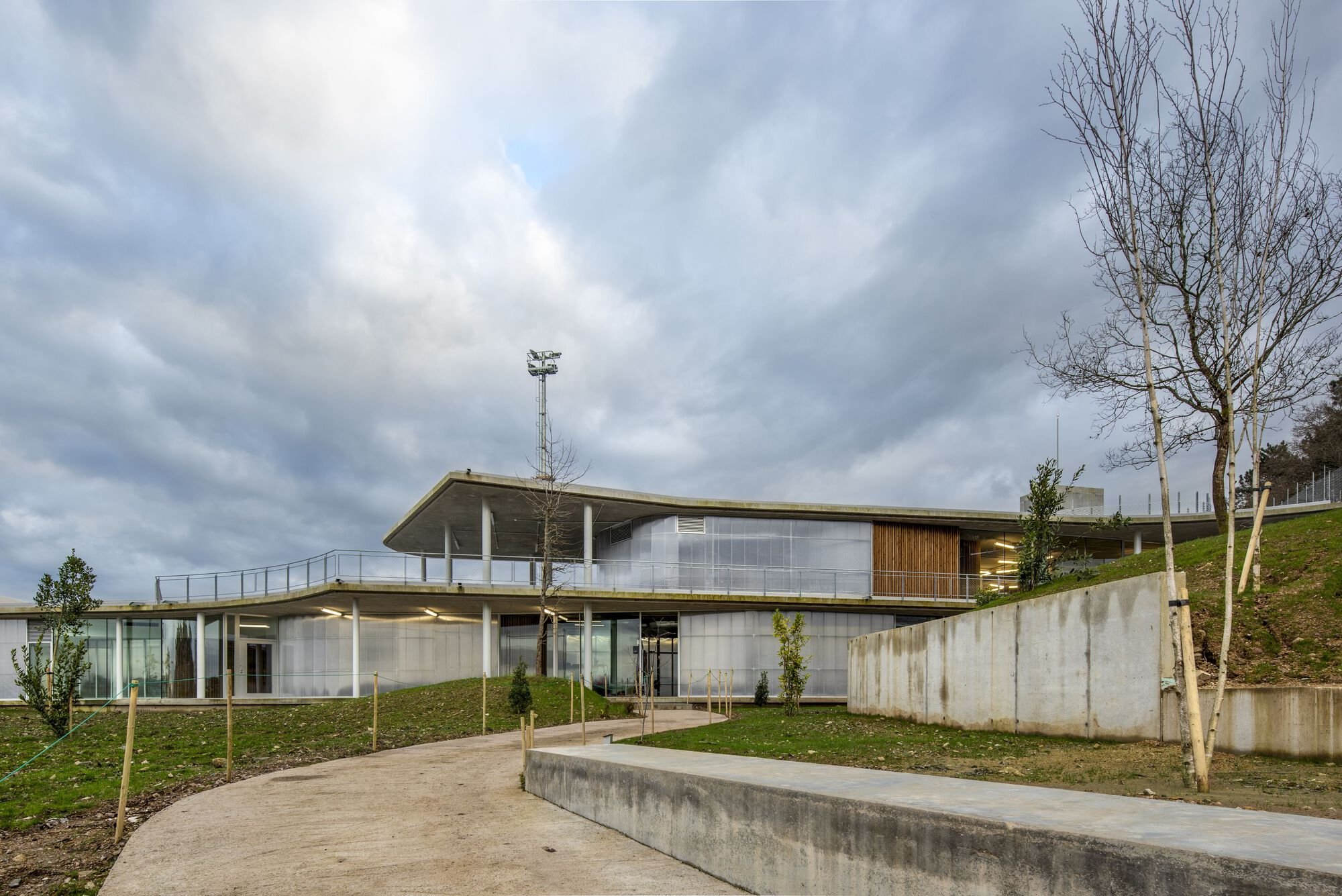 Afouteza Sports Fields by Irisarri + Piñera – A Sustainable Sports Architecture in Galicia