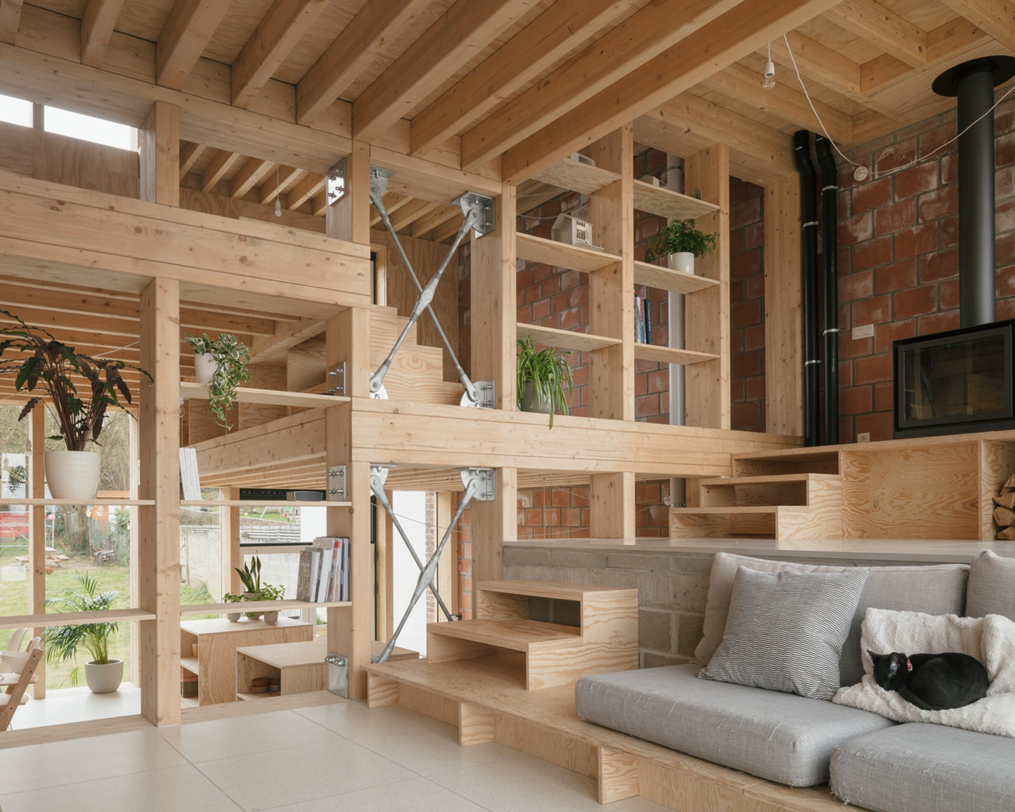 BTR House by DeDal architectes – Contemporary Townhouse in Brussels