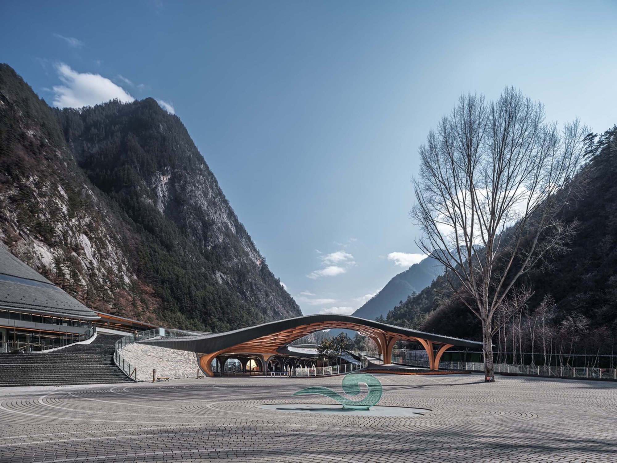 Jiuzhai Valley Visitor Center by THAD – A Harmonious Blend of Nature and Tibetan Culture