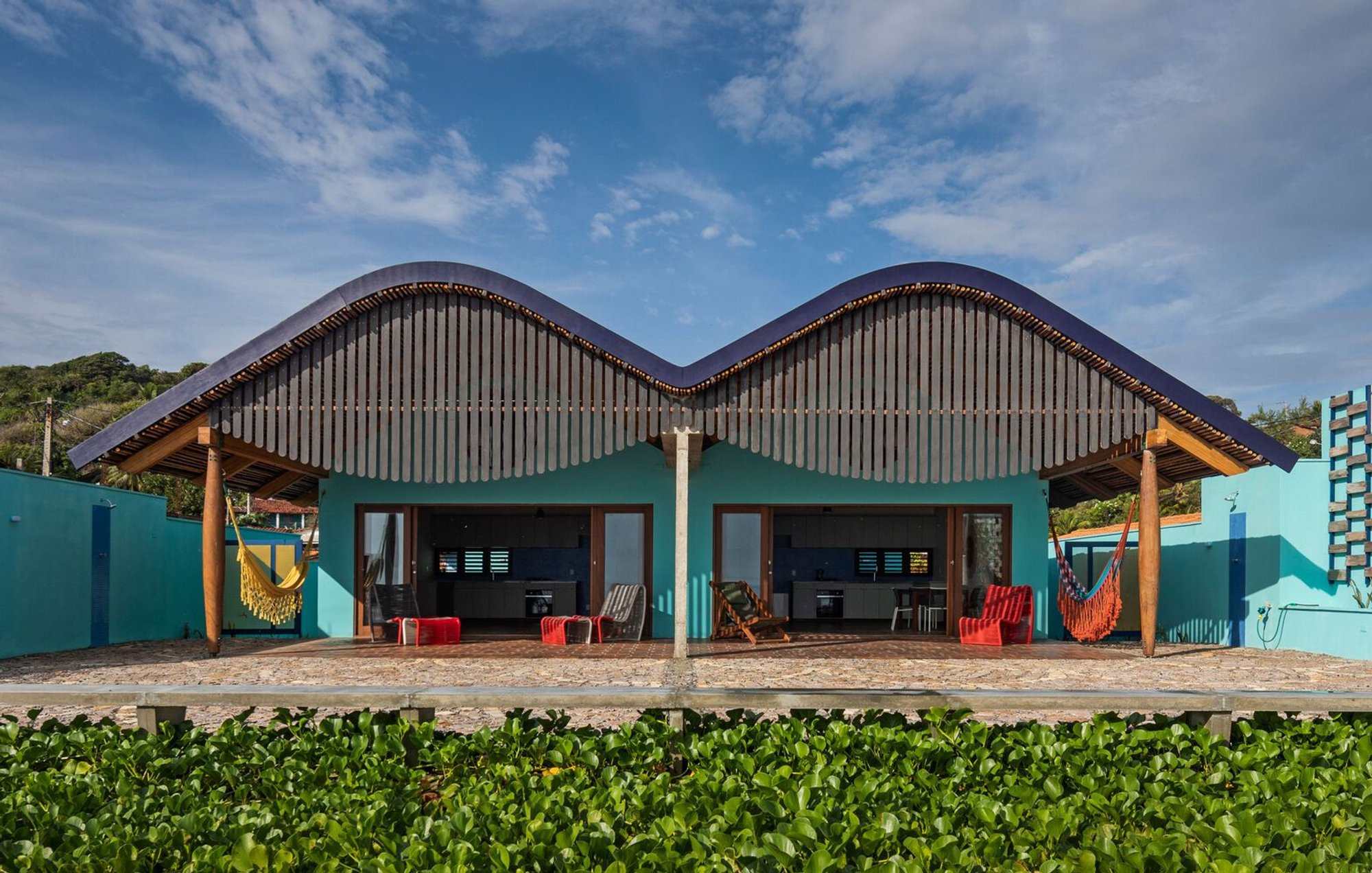 Gutter House by Atelier Daniel Florez – Coastal Brazilian Beach Houses