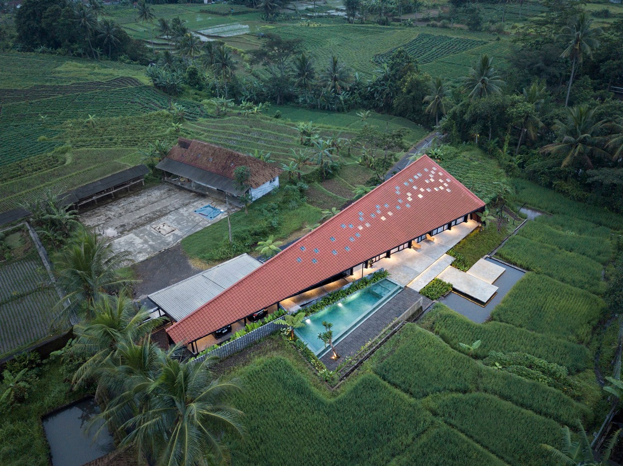 Svarga Cilimus House by PSA Studio: A Contemporary Villa in the Rice Fields of West Java