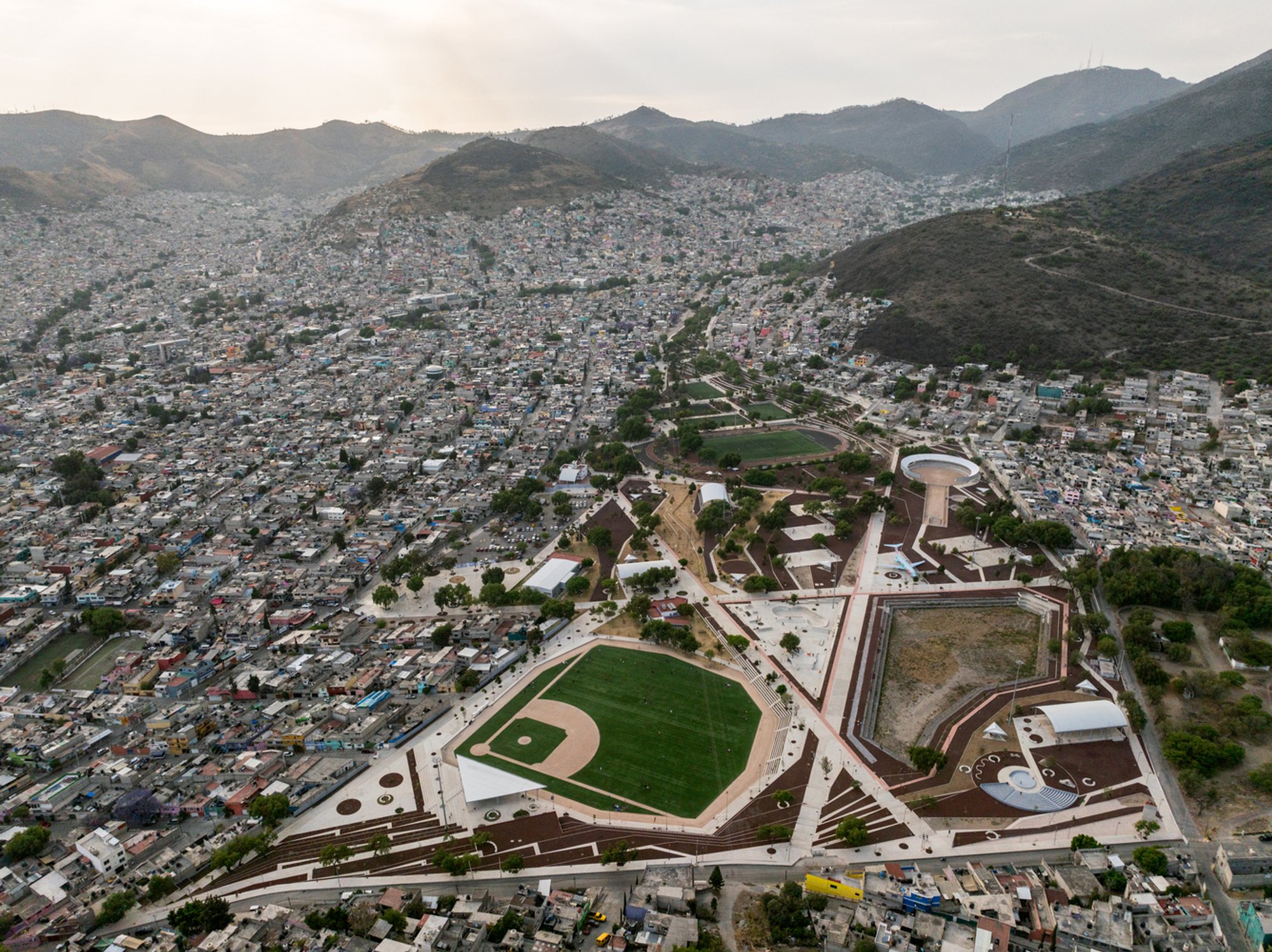 Ecatepec Bicentennial Park by Taller Capital: A Model of Urban Regeneration and Water Infrastructure in Mexico