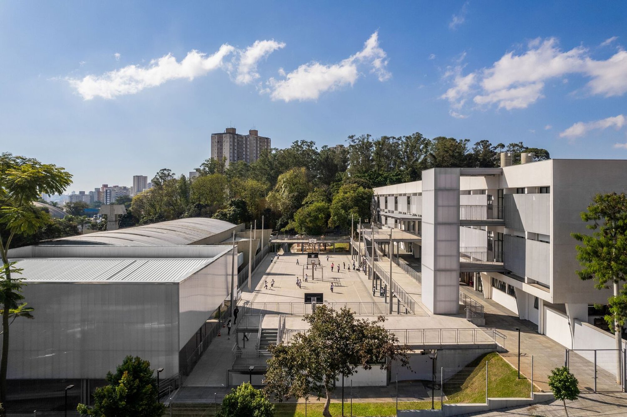 Santa Maria Educational, Sports and Cultural Complex by Carolina Penna Arquitetos