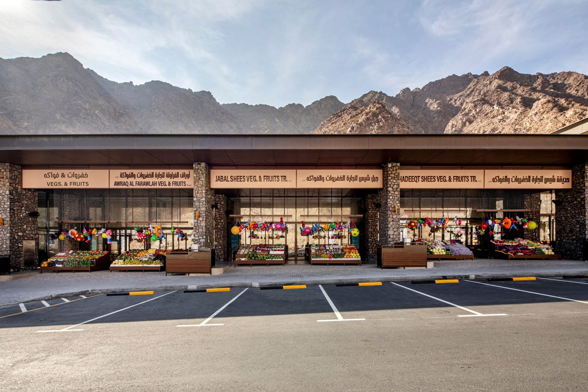 Shees Friday Market: A Fusion of Tradition, Community, and Sustainable Design