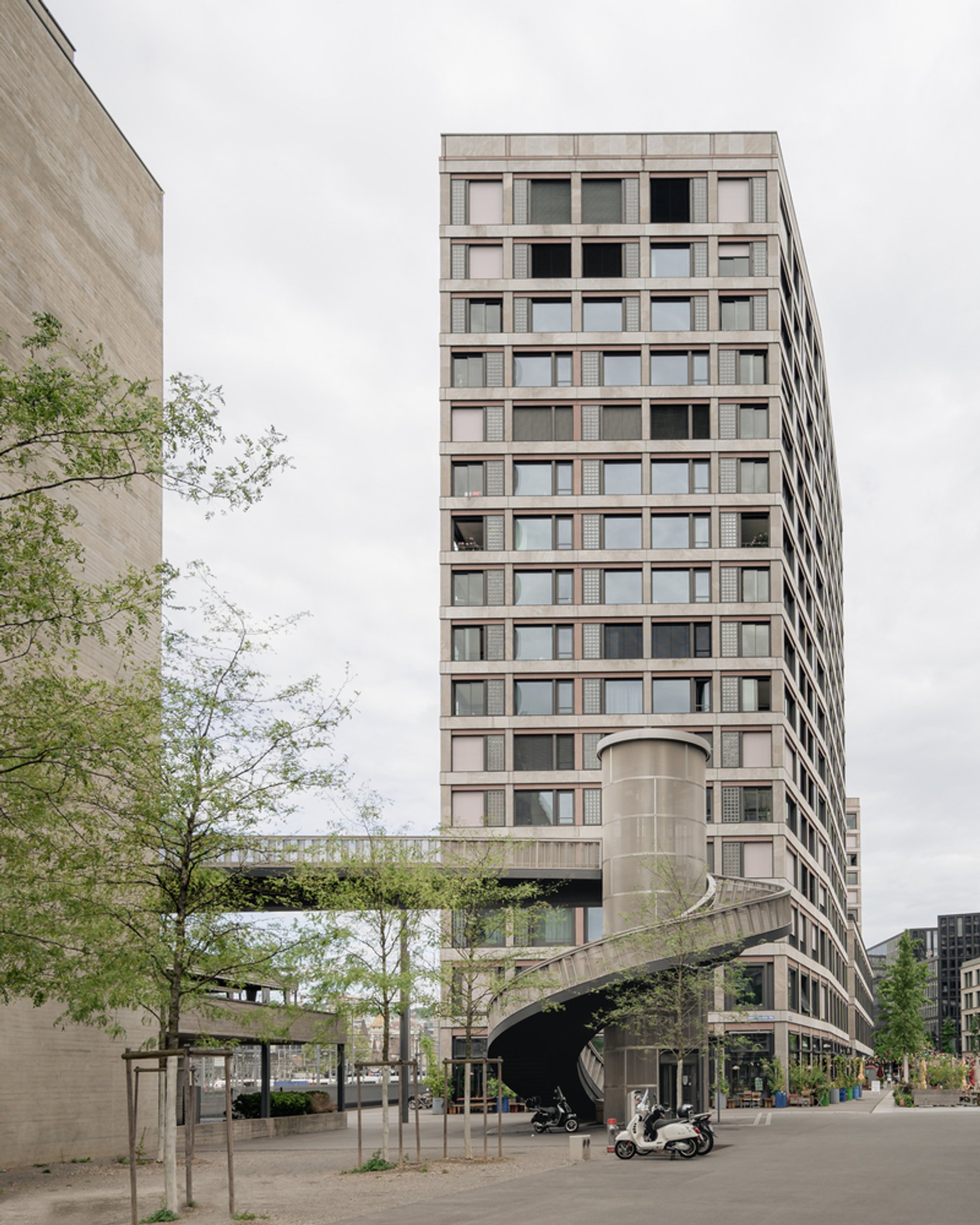 Negrelli Bridge by ARGE Negrelli: Industrial Elegance and Urban Connectivity in Zurich