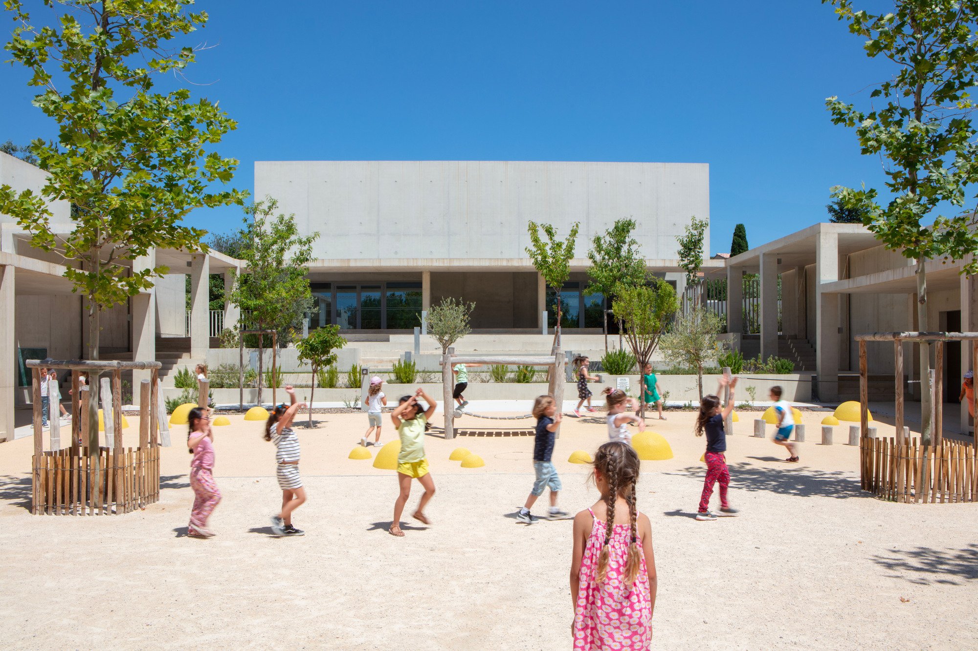Paul Doumer School Complex
By AT architectes