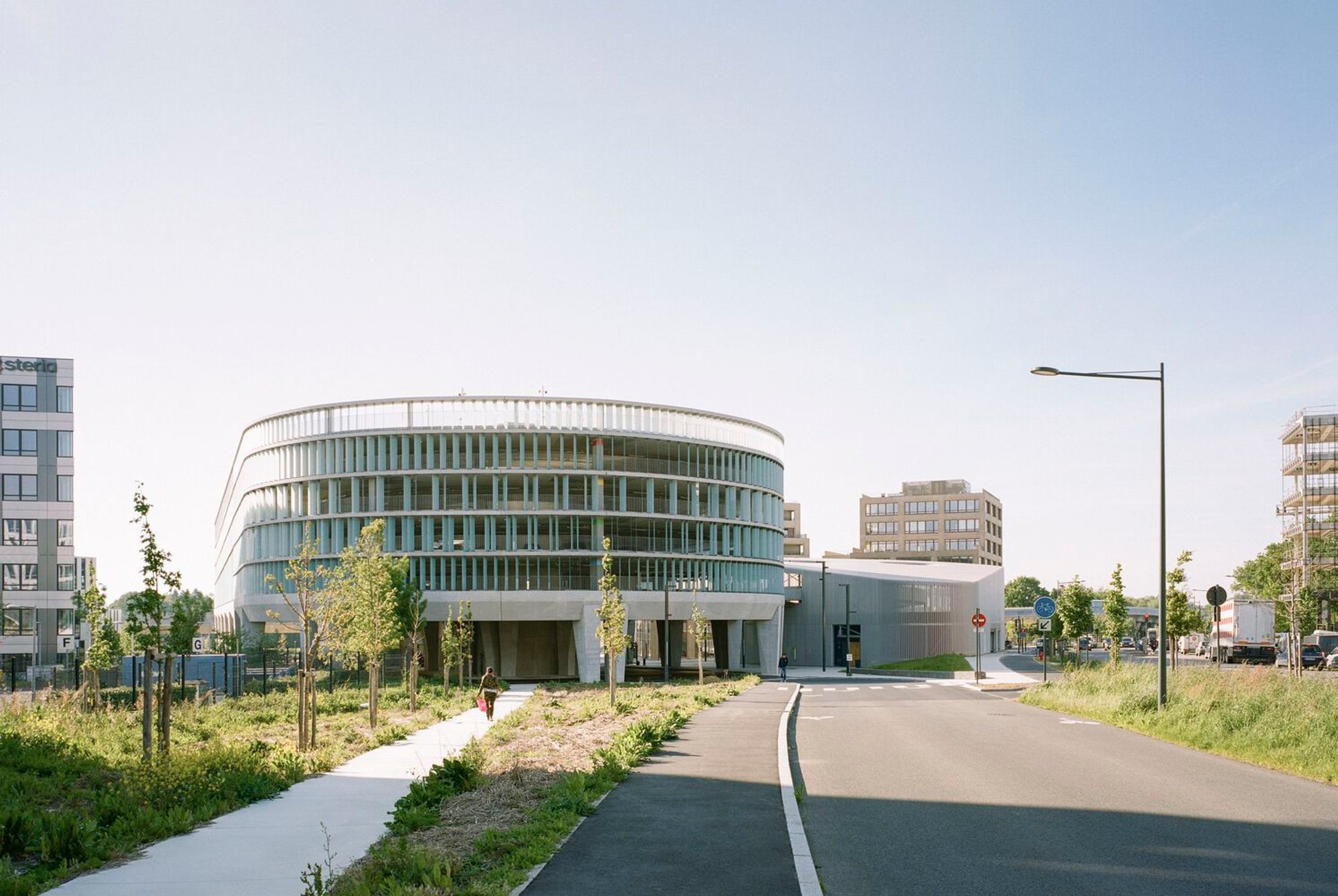 LÁ-SÁCH House by Atelier tho.A