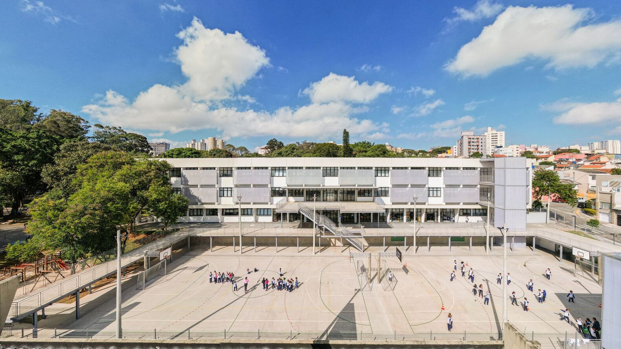 Santa Maria Educational, Sports and Cultural Complex: Adaptive Reuse and Pedagogical Renewal in São Caetano do Sul