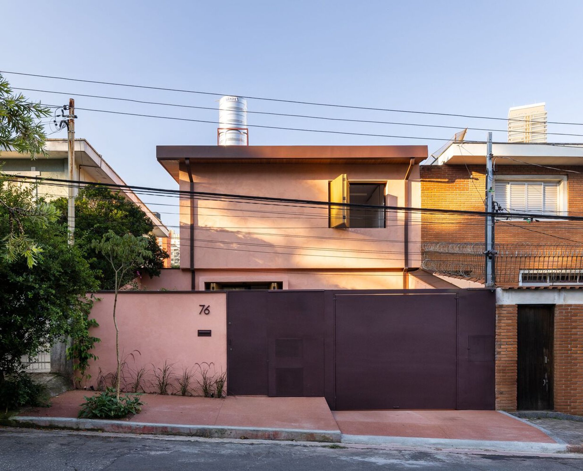 Corujas House by Goiva: A Warm, Multi-Level Home Redefined in Vila Madalena, São Paulo