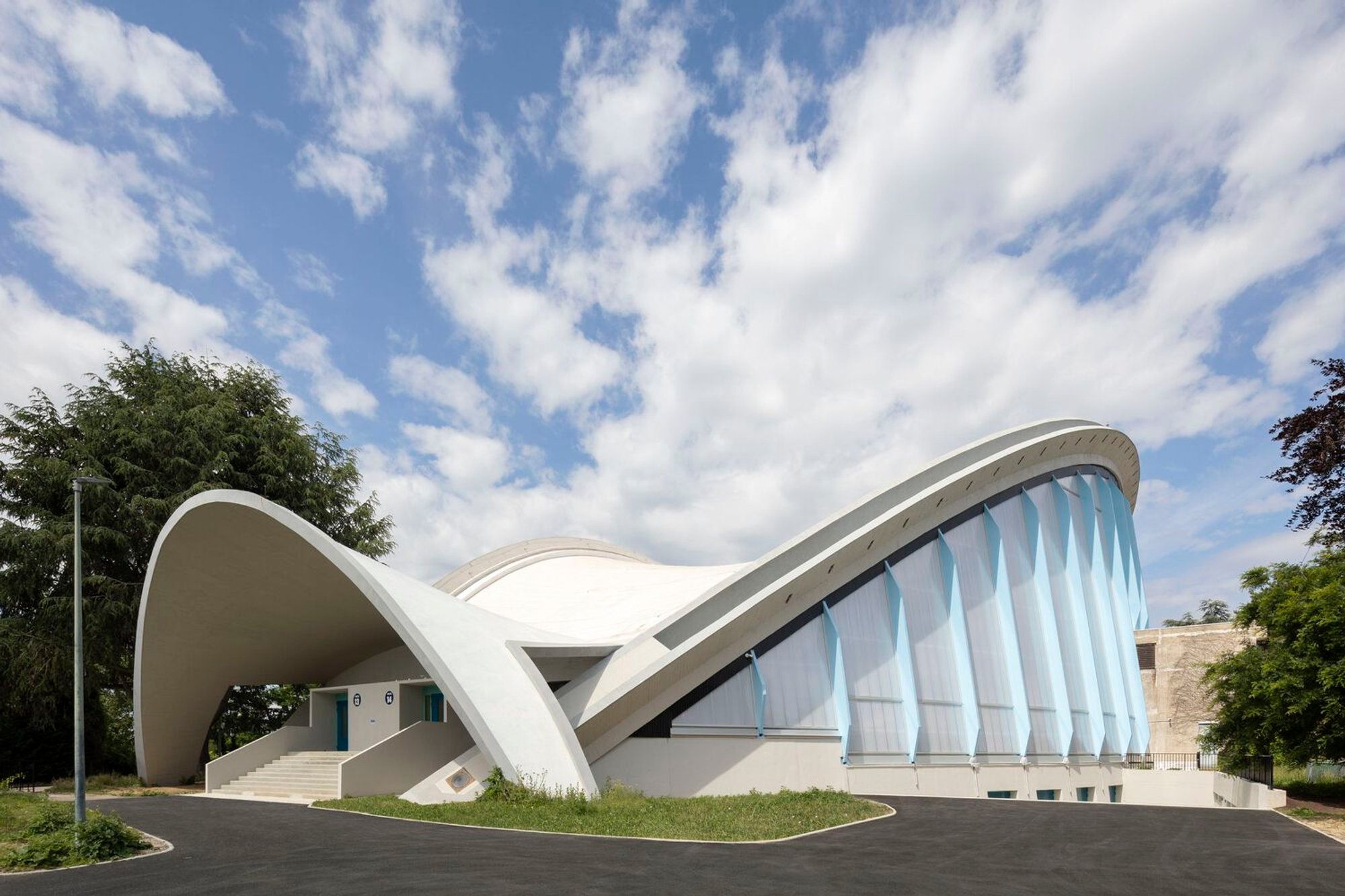 Grande Nef de l'Île-des-Vannes Renovation by Chatillon Architectes