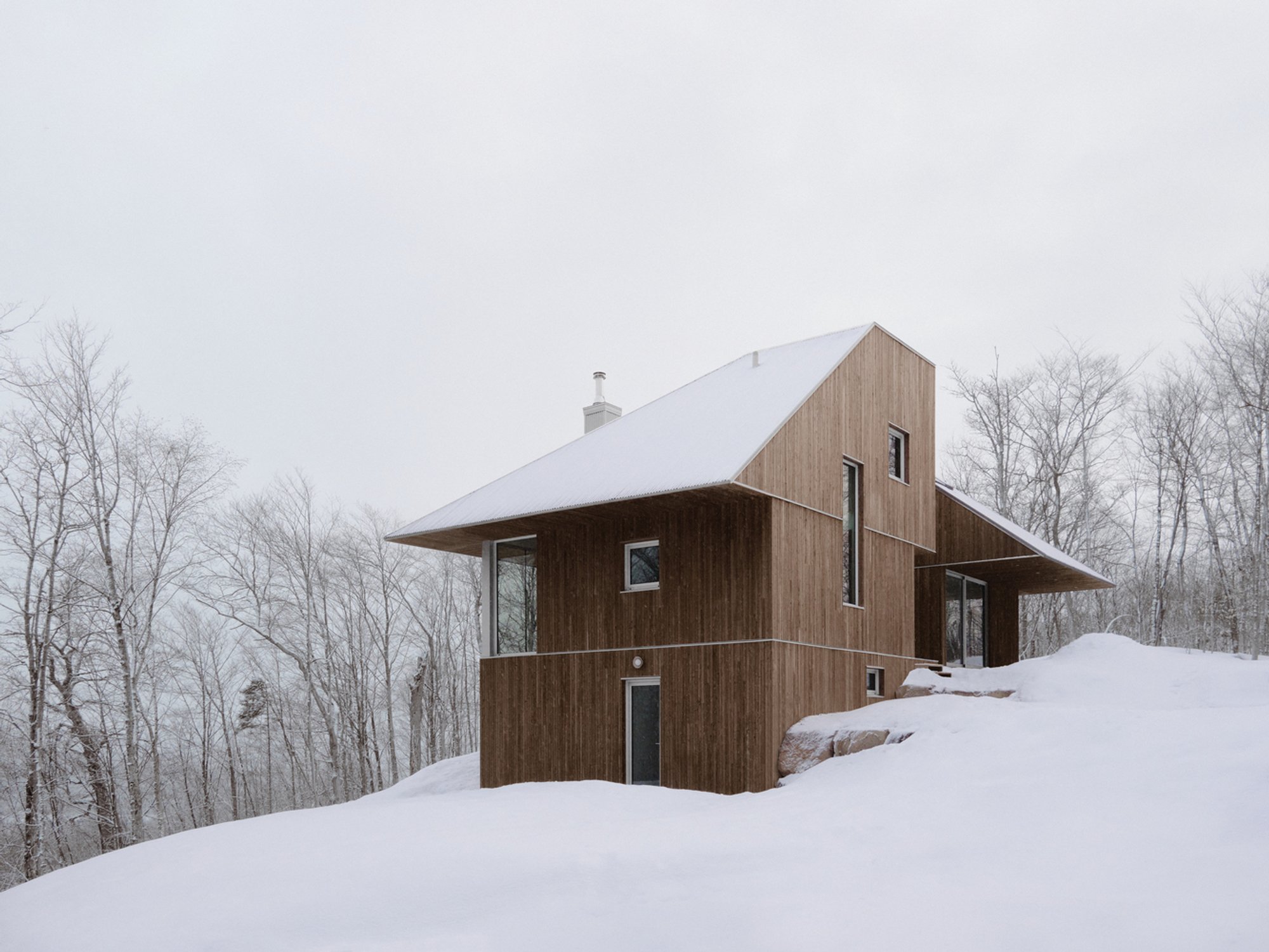 House MN in Val-Morin, Quebec