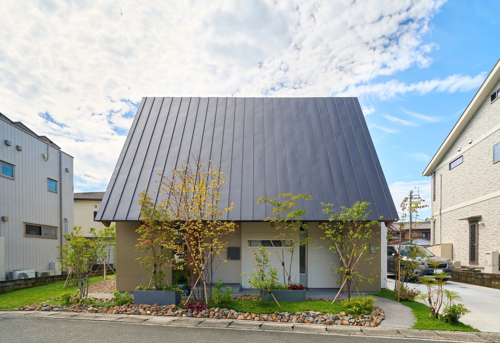 House in Kosai by FujiwaraMuro Architects