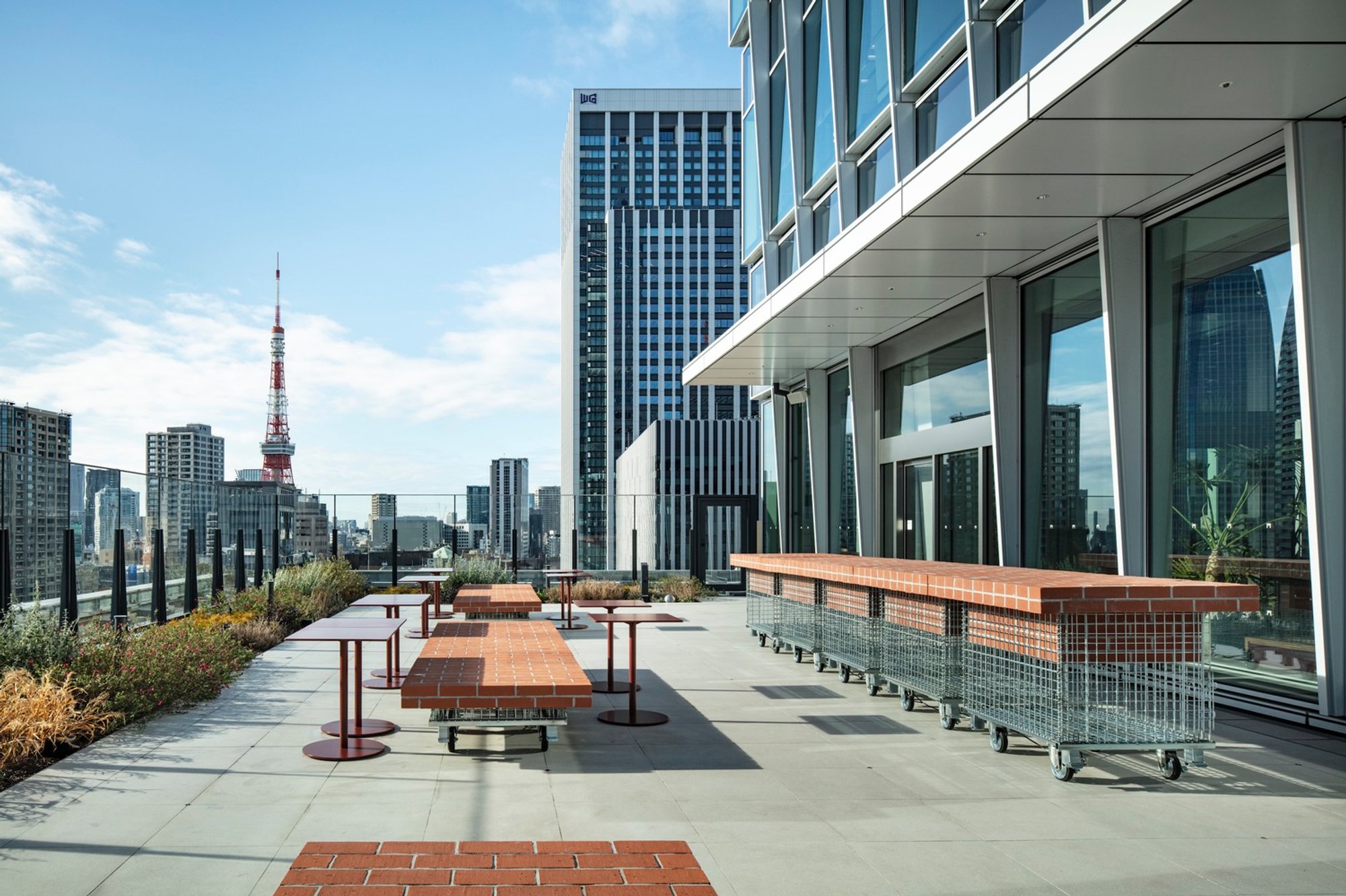 Tokyo Node Café and Lab: A Creative Oasis in Toranomon Hills Tower