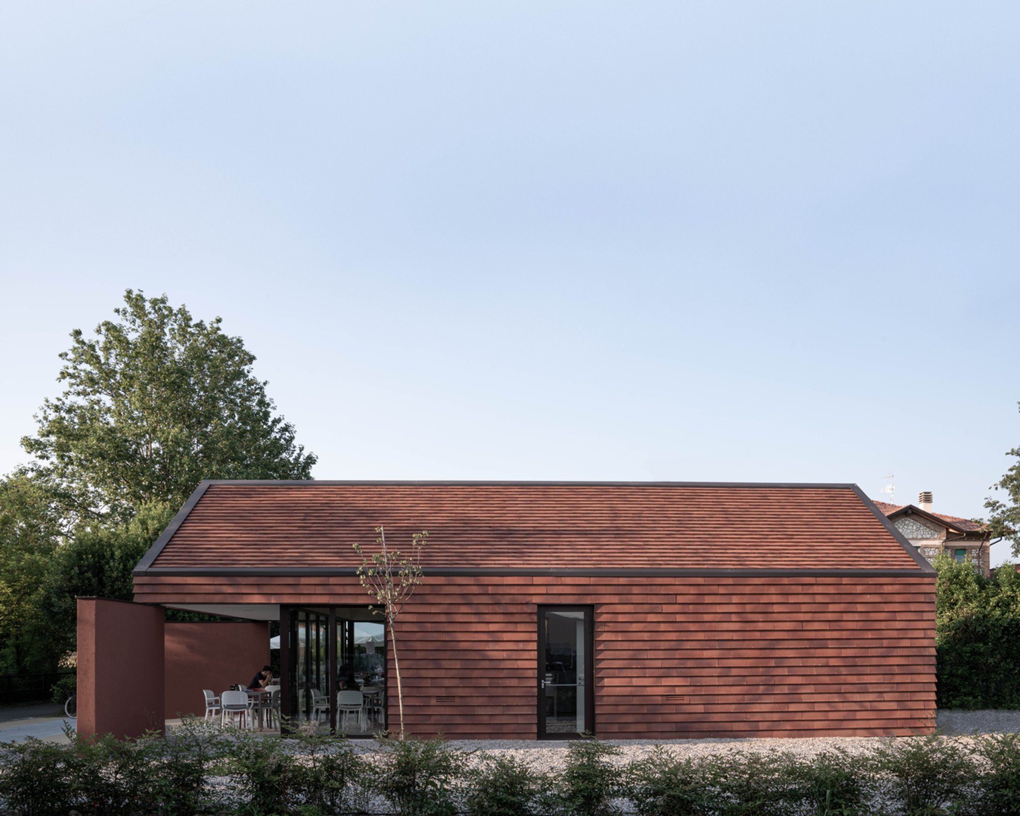 Bicigrill House by BANP Studio: A Contemporary Landmark Along the Gavardina Cycle Path