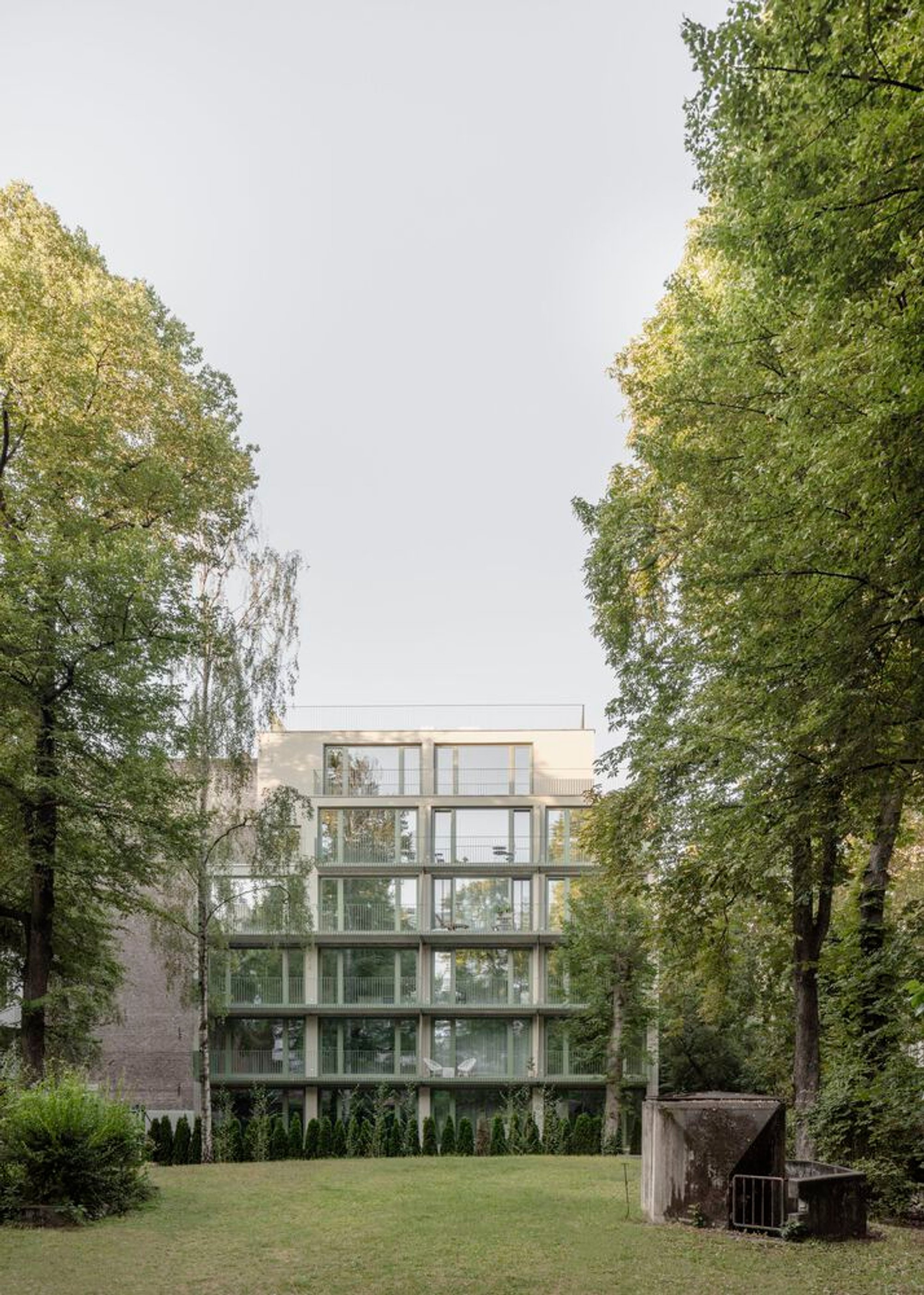 Fasanen 36 Apartment Block in Berlin by CAMA A