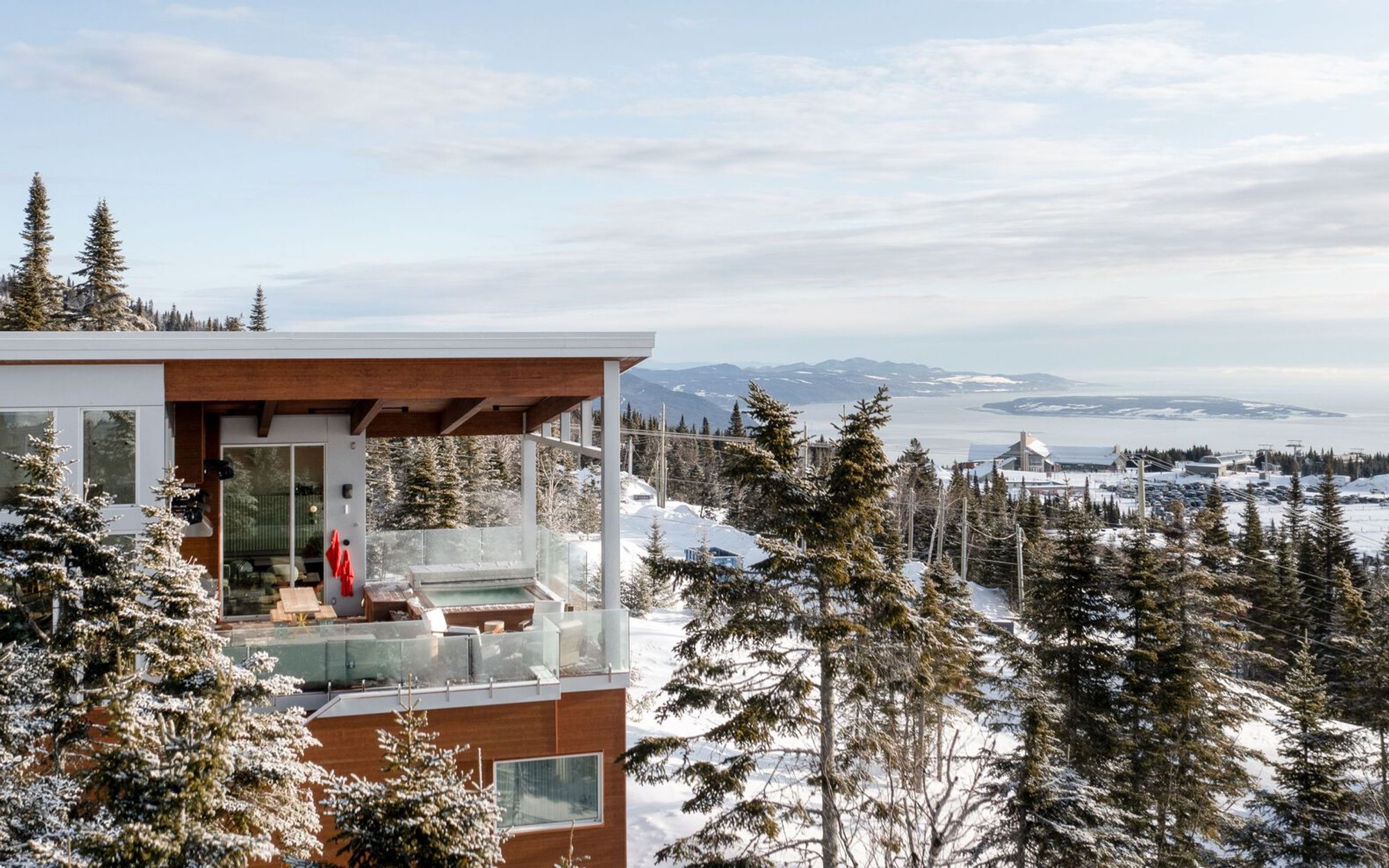 Chalet Bertha Hotel: A Nordic-Inspired Chalet-Hotel in Charlevoix