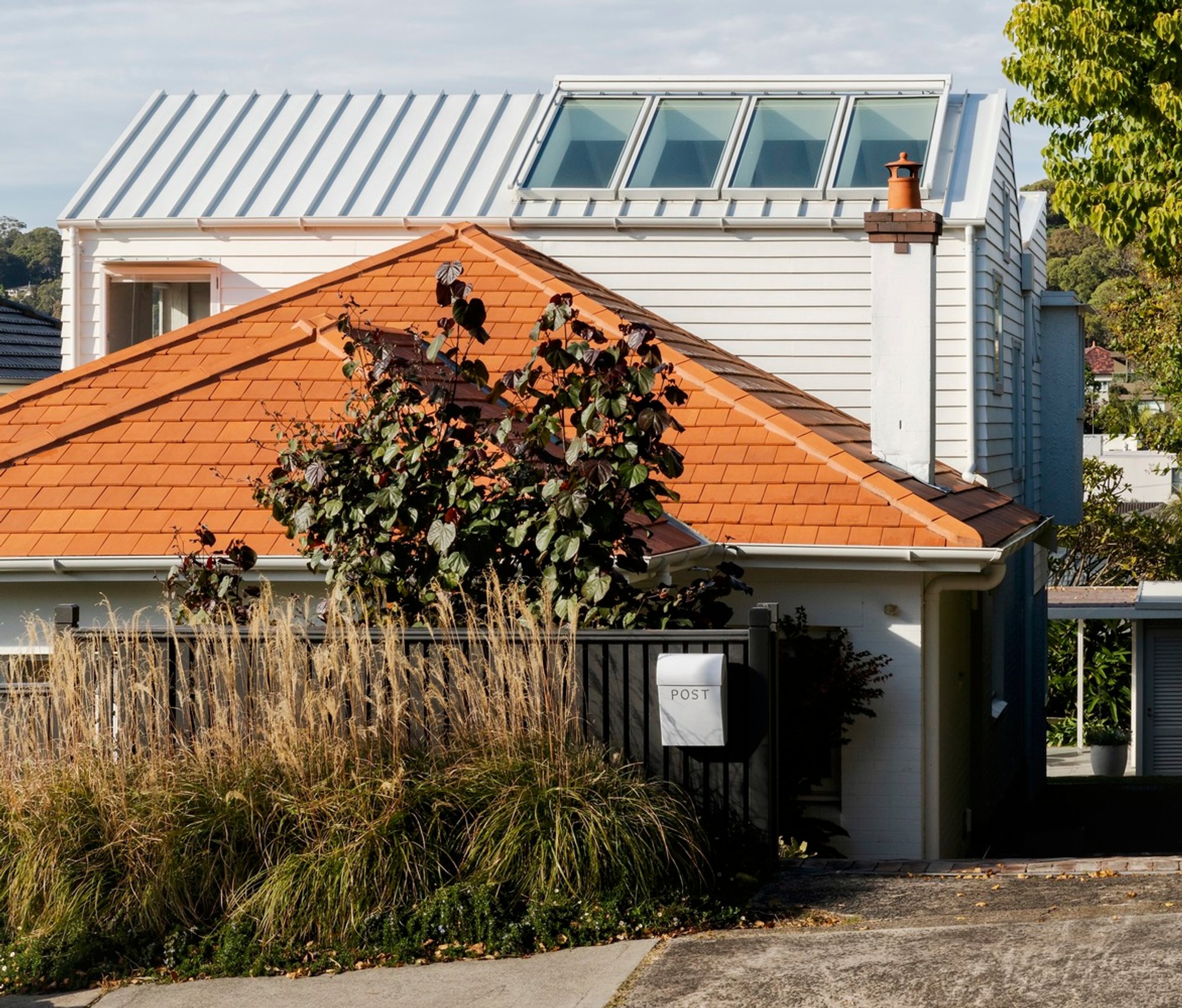 Balmoral Beach House by Downie North Architects: A Modern Family Retreat with Sun-Filled Interiors