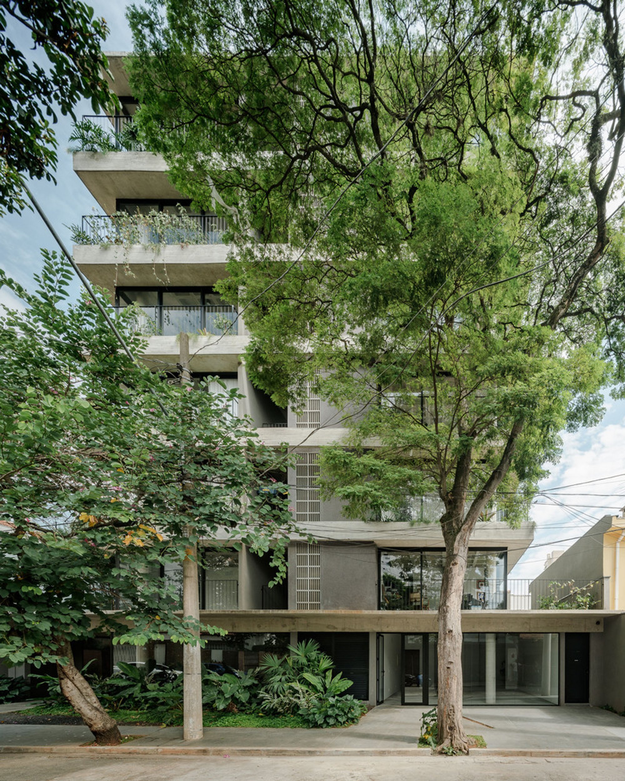 Manguatá Building: Innovative Residential Design in São Paulo