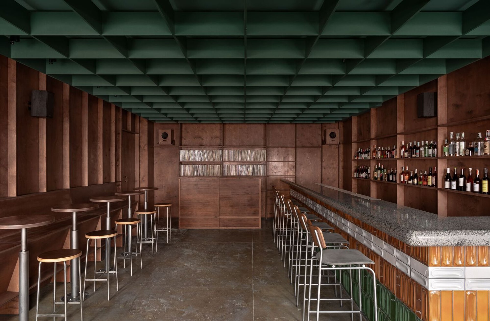 Bursa Bar by Mirzoyan Studio: A Contemporary Japanese-Inspired Music Hub in Kyiv