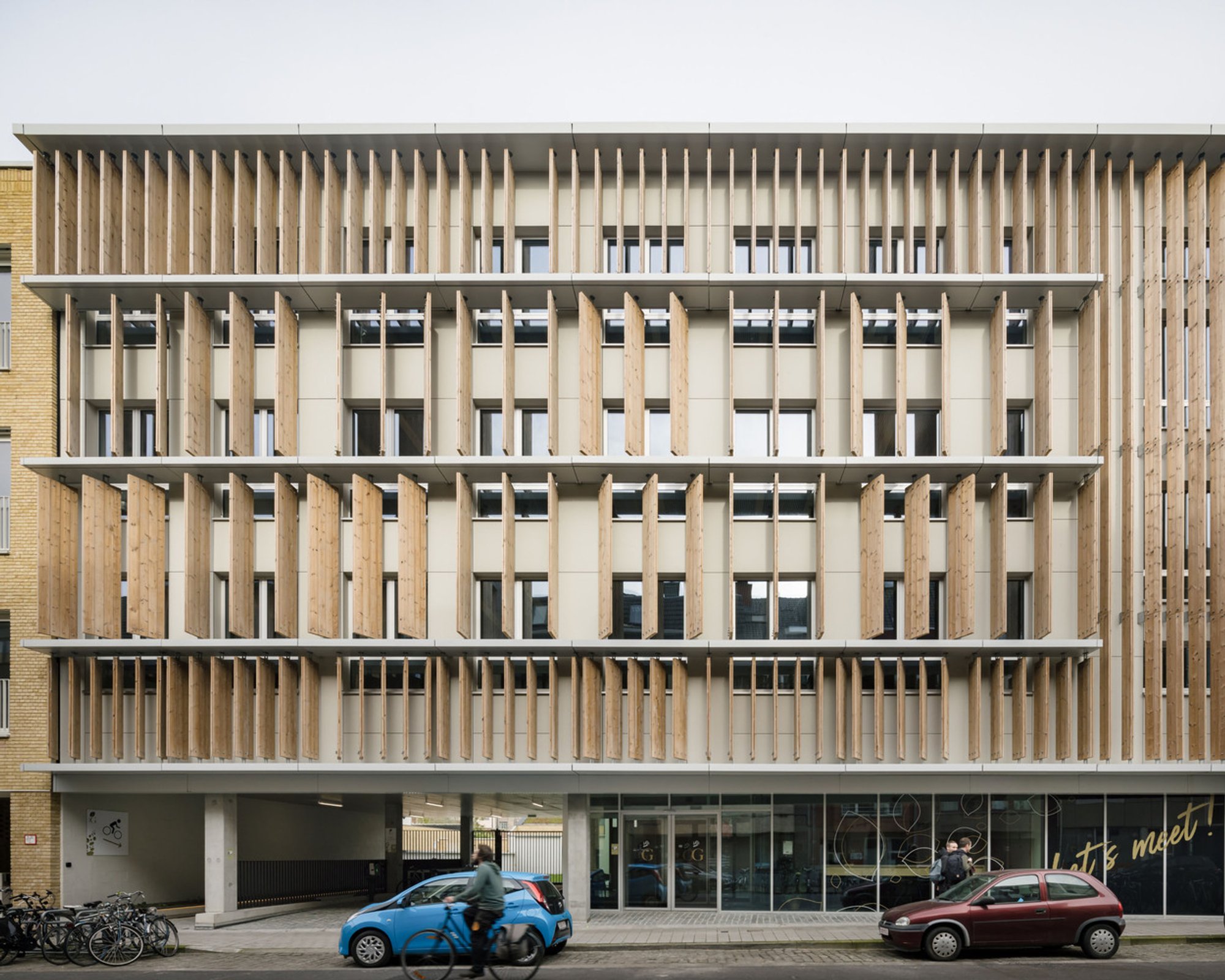 Campus ACV-CSC-Metea: Sustainable Renovation and Contemporary Educational Architecture in Ghent