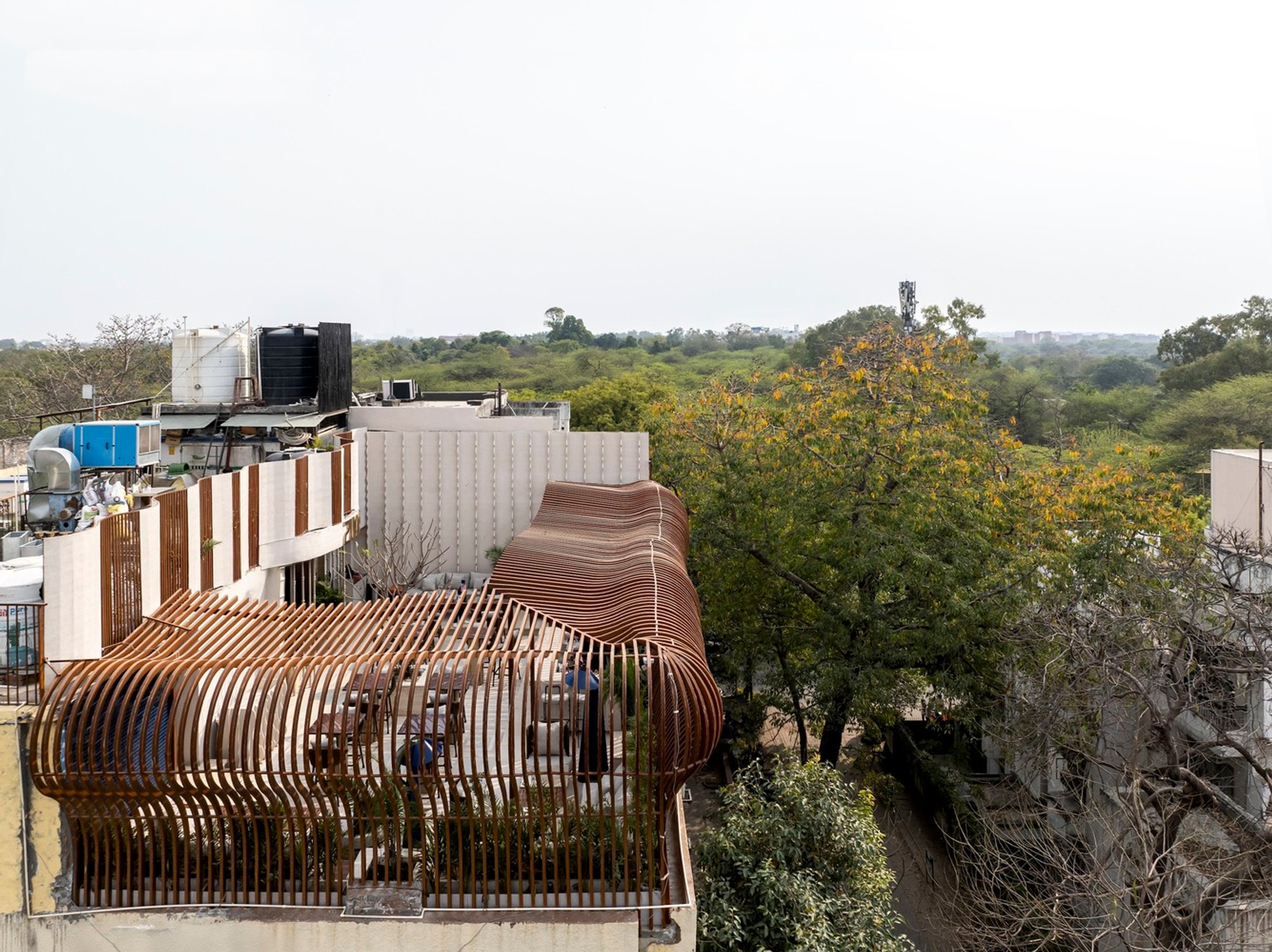 Zura Restaurant and Bar by Studiio Dangg: A Transformative Dining Experience in New Delhi