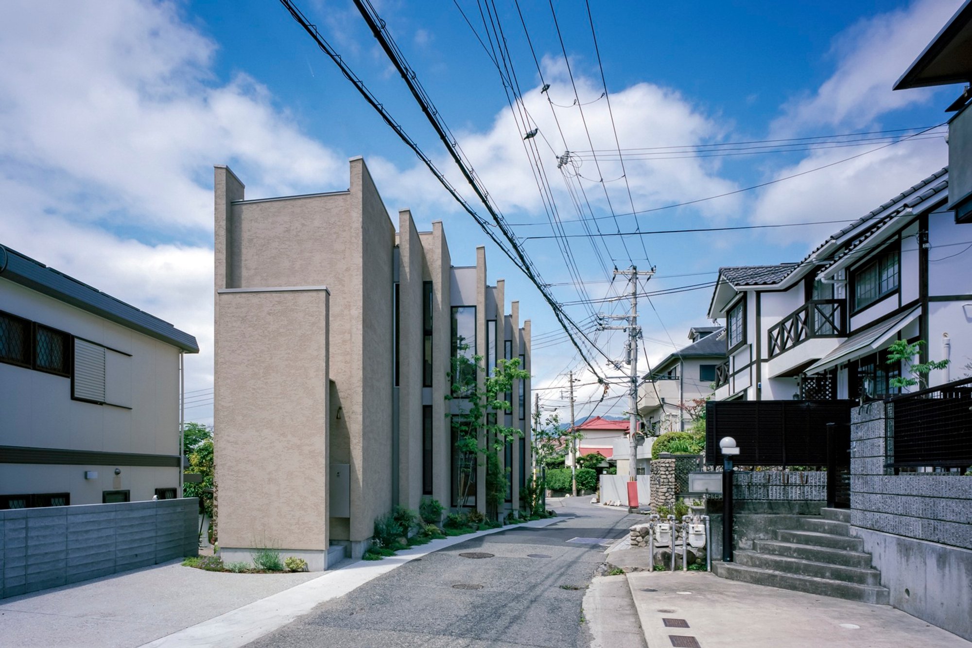 House in Okamoto by FujiwaraMuro Architects: Innovative Residential Design on a Narrow Site