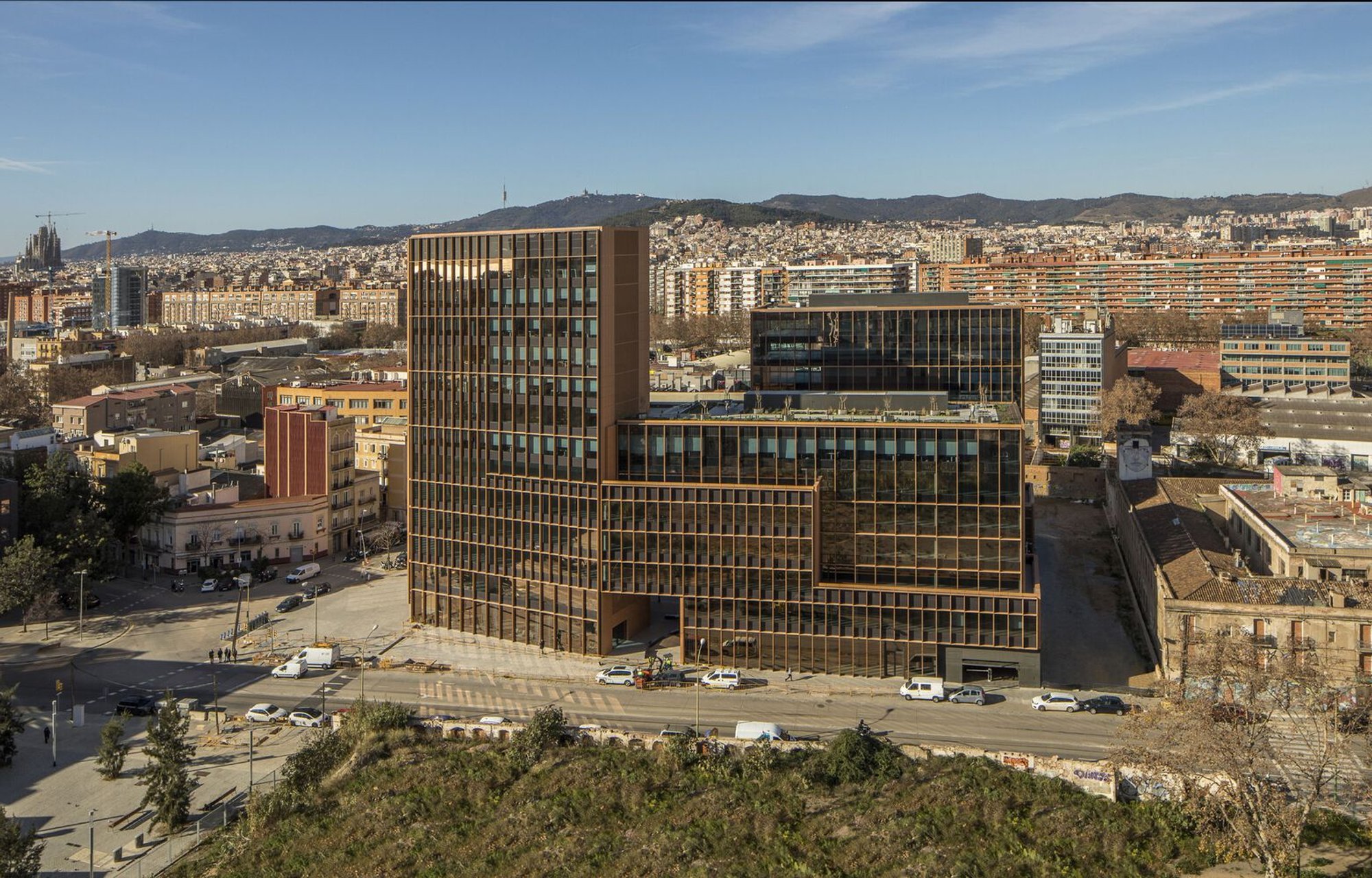 Smart 22@ Building by GCA Architects: Barcelona’s Intelligent and Sustainable Office Architecture