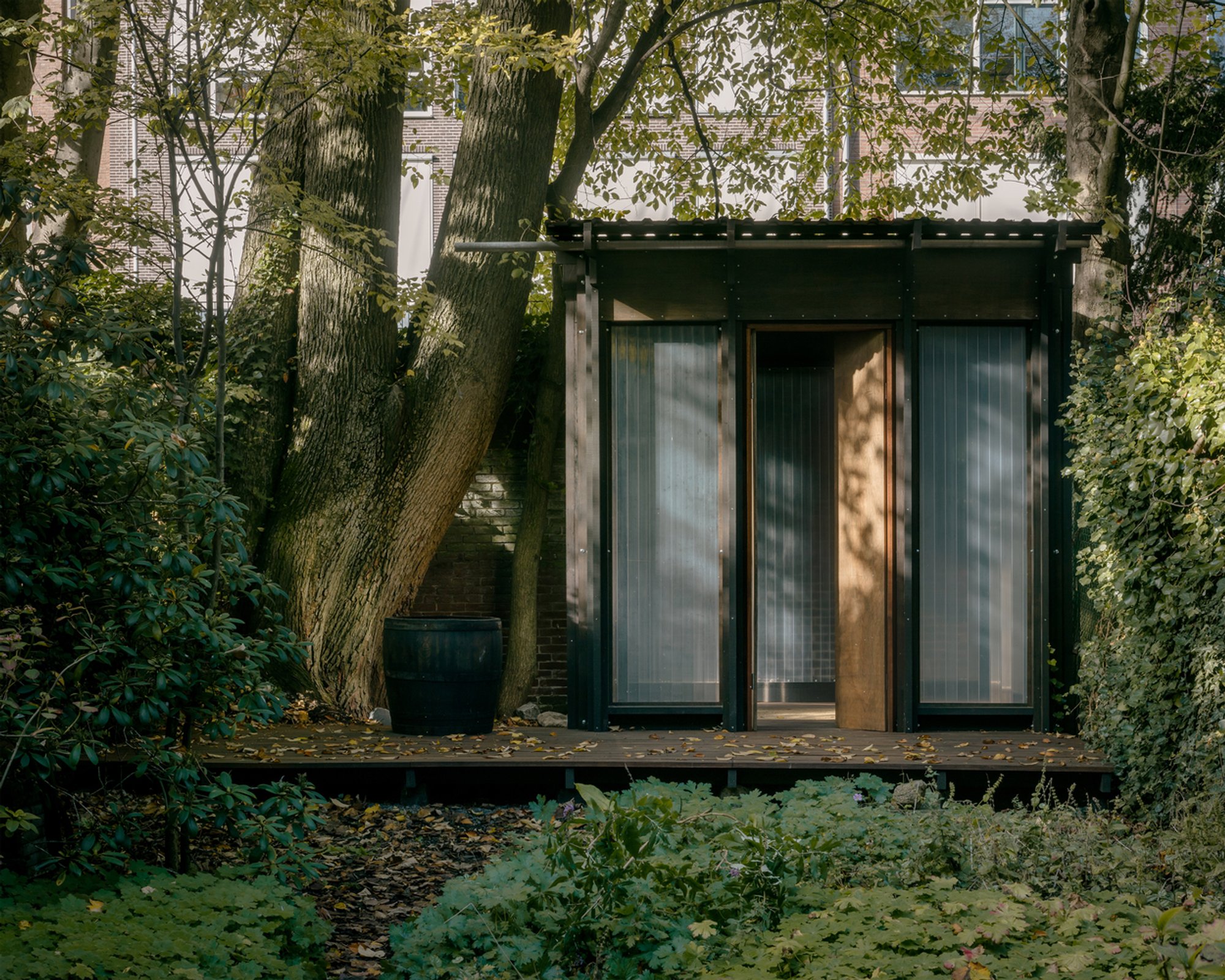 Tree House by Studio ACTE: A Sustainable Urban Pavilion Rooted in Circular Design