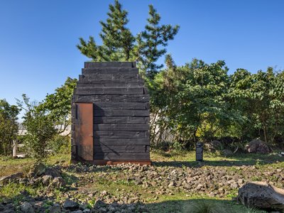 Light Pavilion: Capturing Jeju's Light in 10 m²