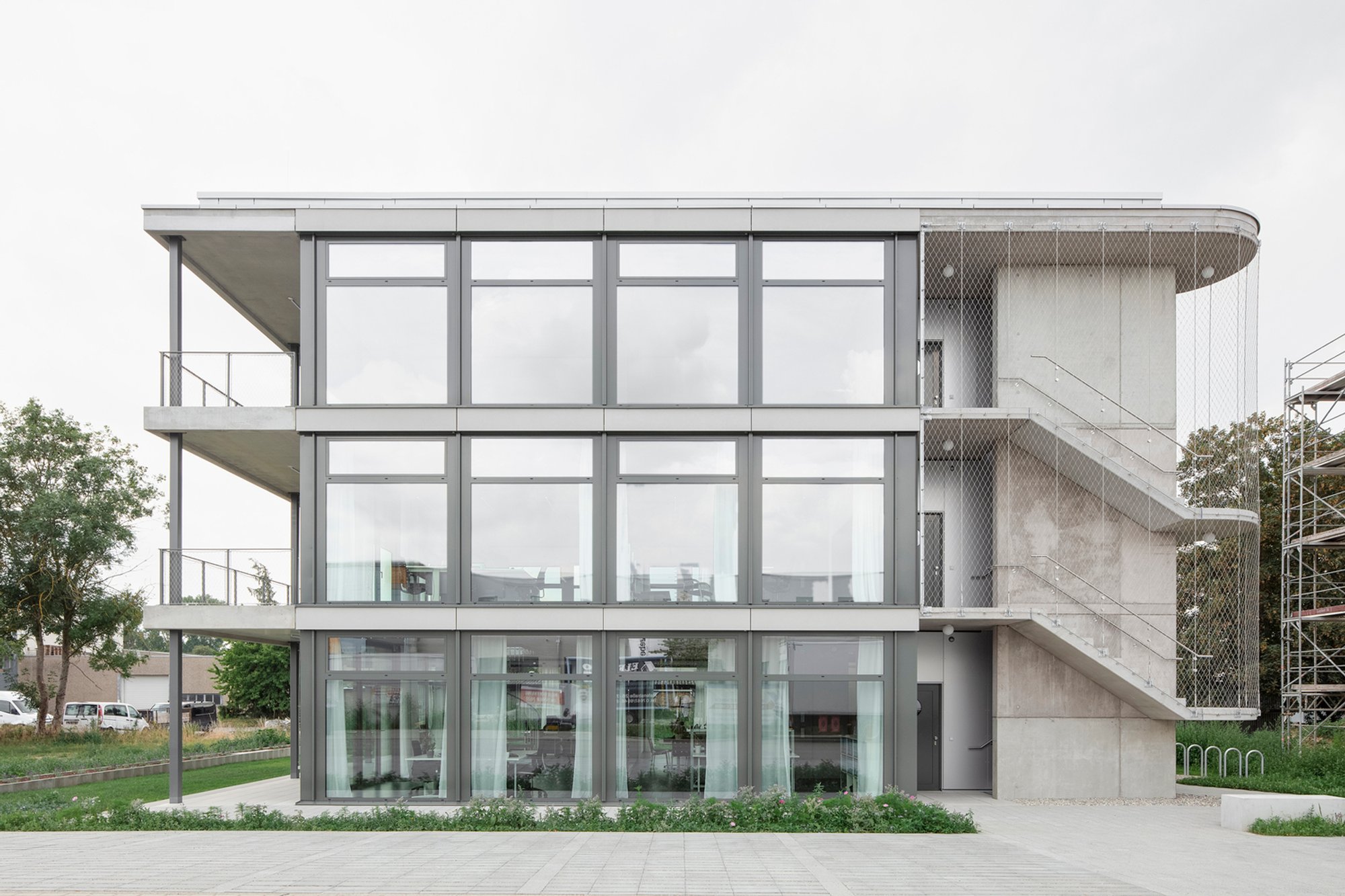 TINA Flexible Office and Residential Building by STUDIO SOZIA: Adaptive Architecture for Future Urban Living