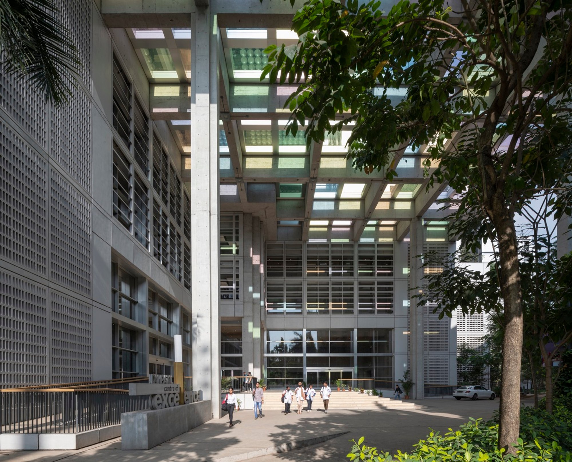 DY Patil University Centre of Excellence: A Sustainable Academic Landmark in Navi Mumbai