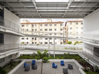 Rede Arquitetos Builds an Open-Air School in Fortaleza That Doubles as a Neighborhood Living Room
